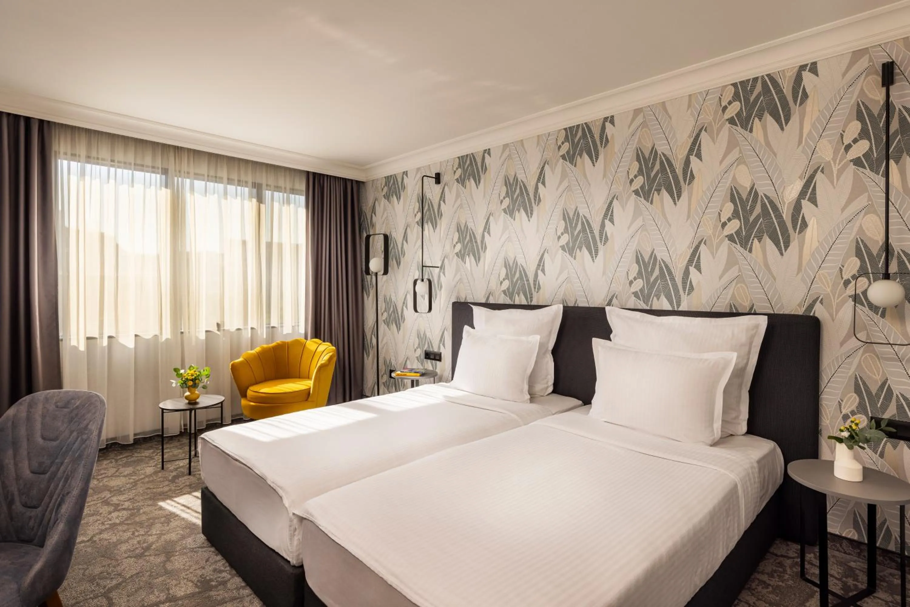 Bed in Rosslyn Thracia Hotel Sofia