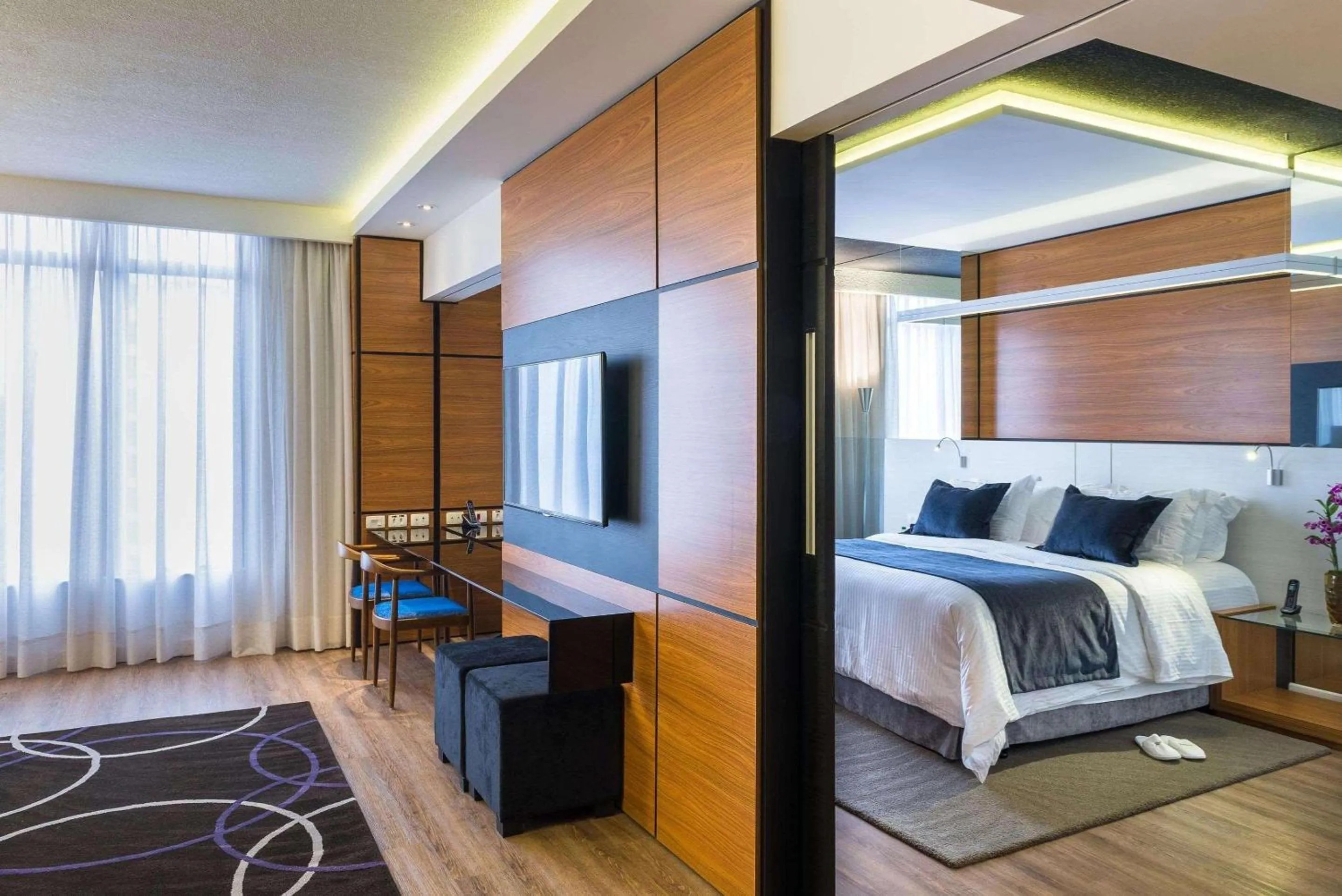 Bedroom, Bed in Radisson Hotel Curitiba