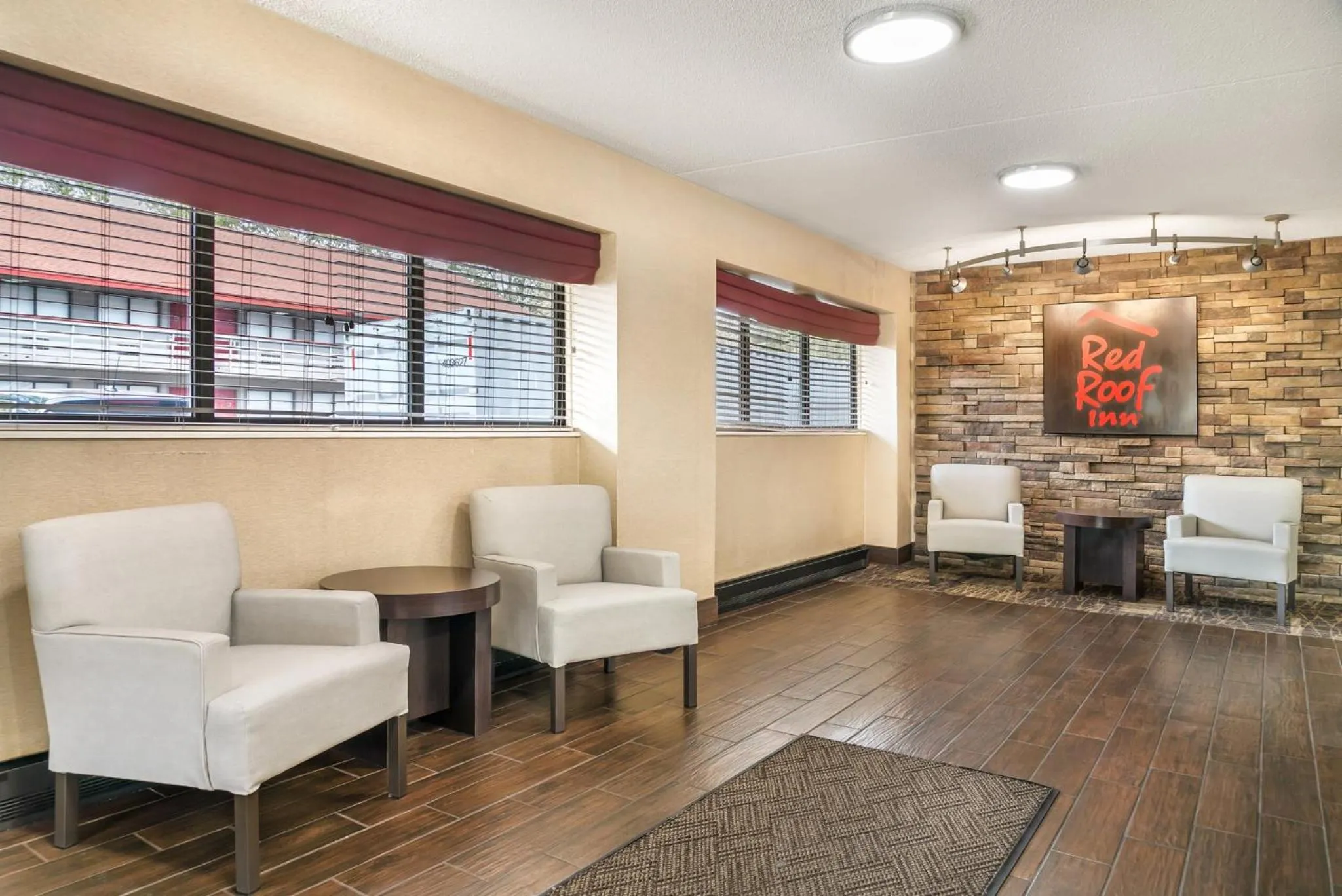 Lobby or reception in Red Roof Inn Detroit Metro Airport - Taylor