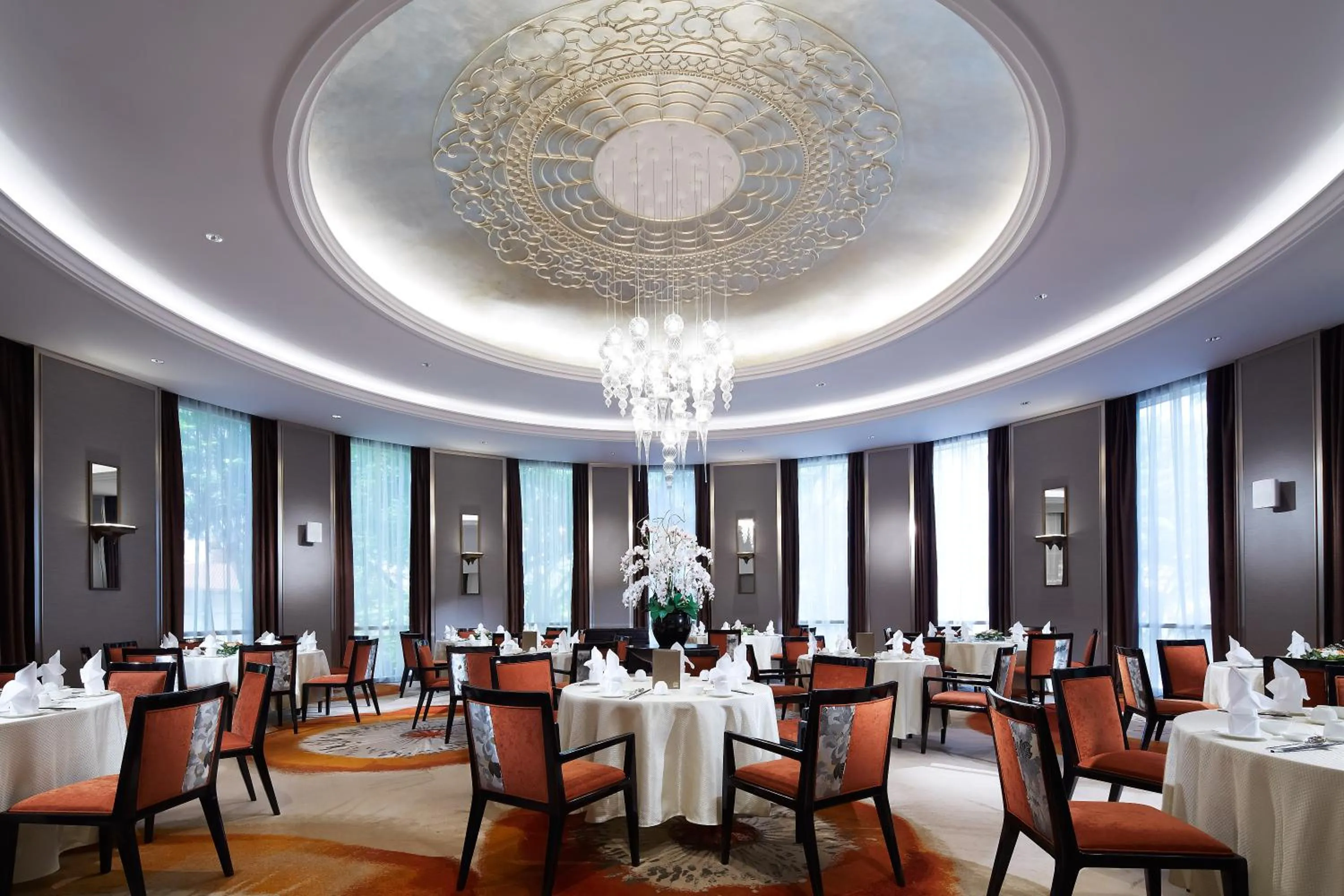 Restaurant/places to eat in Carlton Hotel Singapore