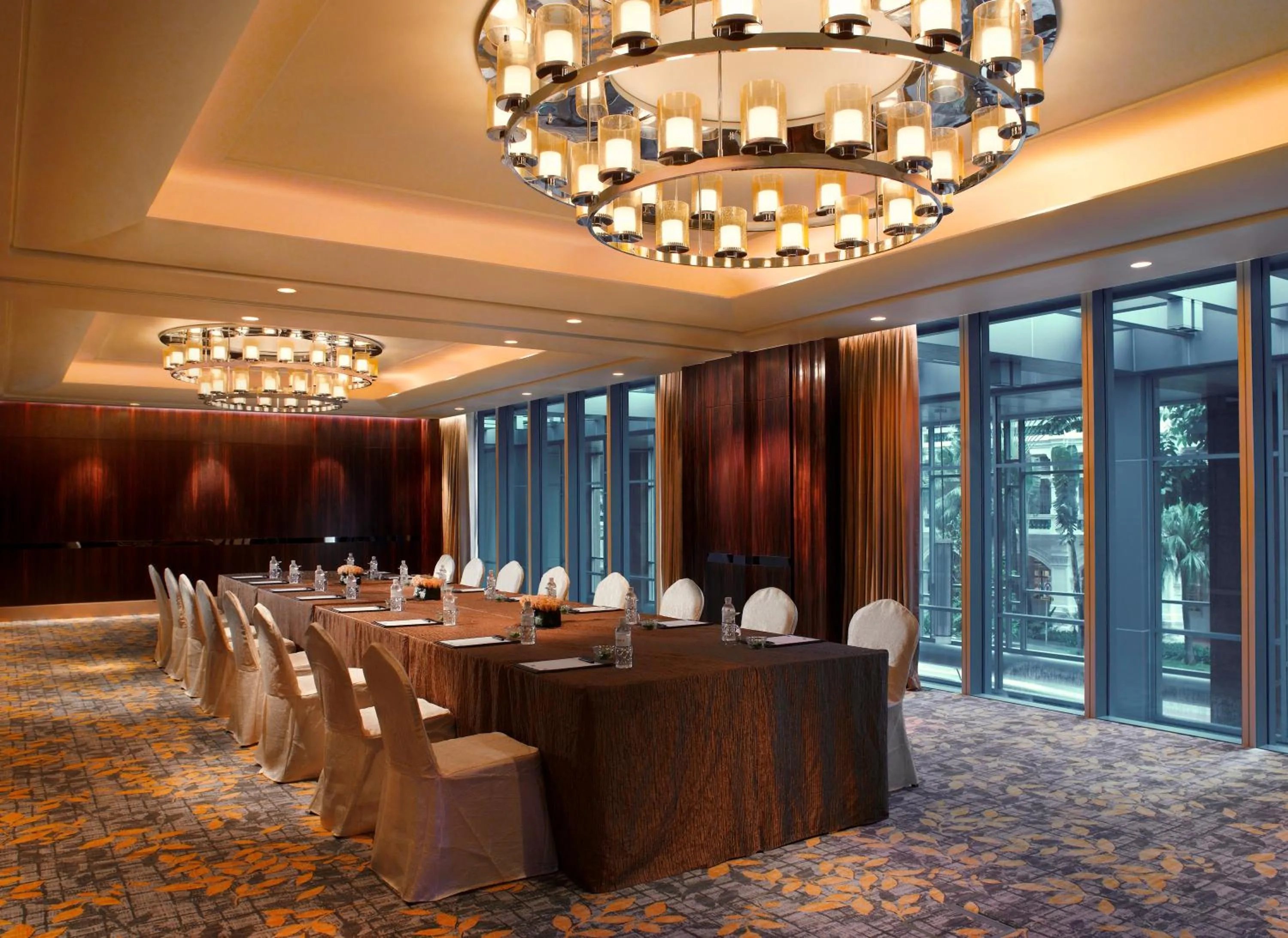 Meeting/conference room in Carlton Hotel Singapore