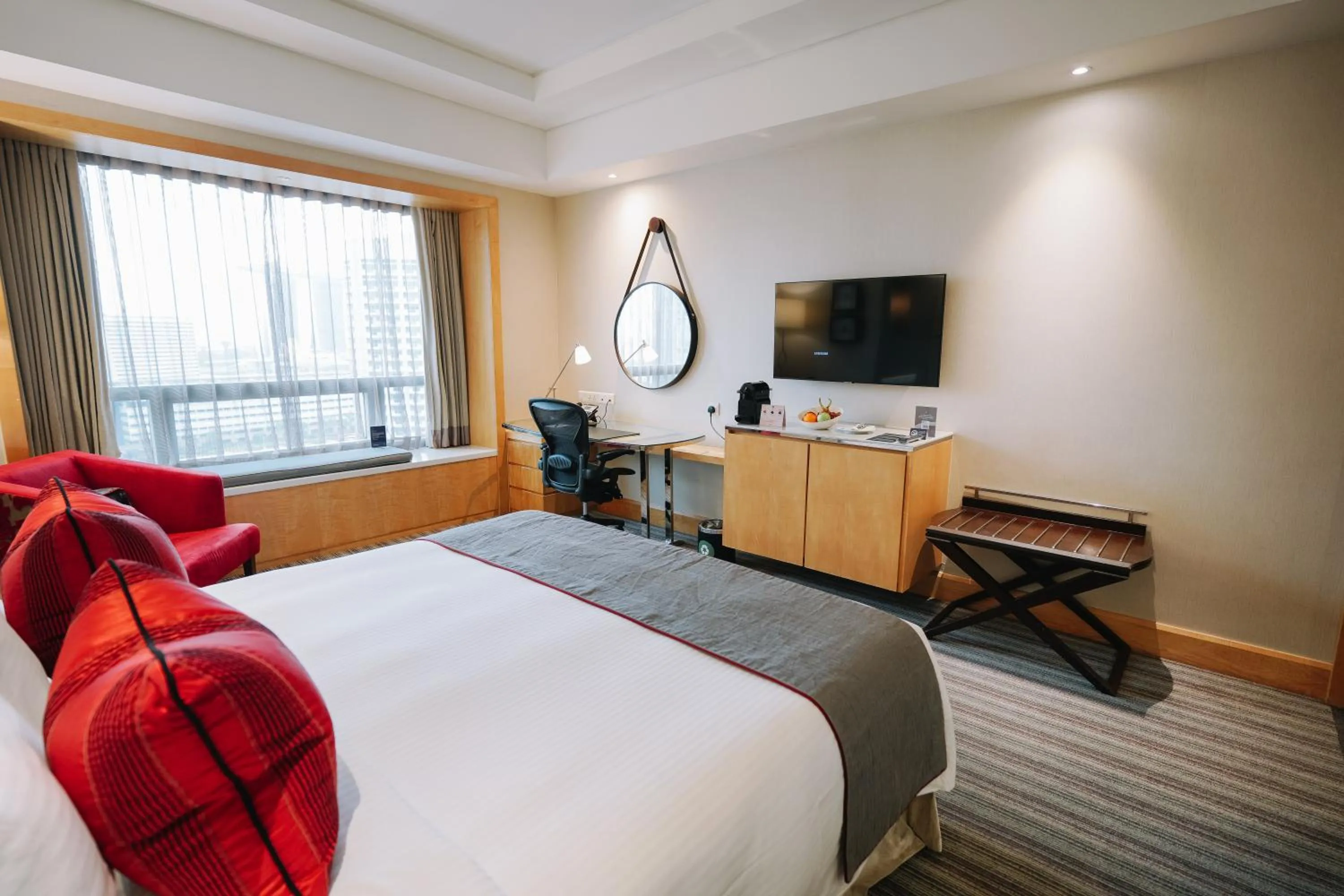 Bedroom, Bed in Carlton Hotel Singapore