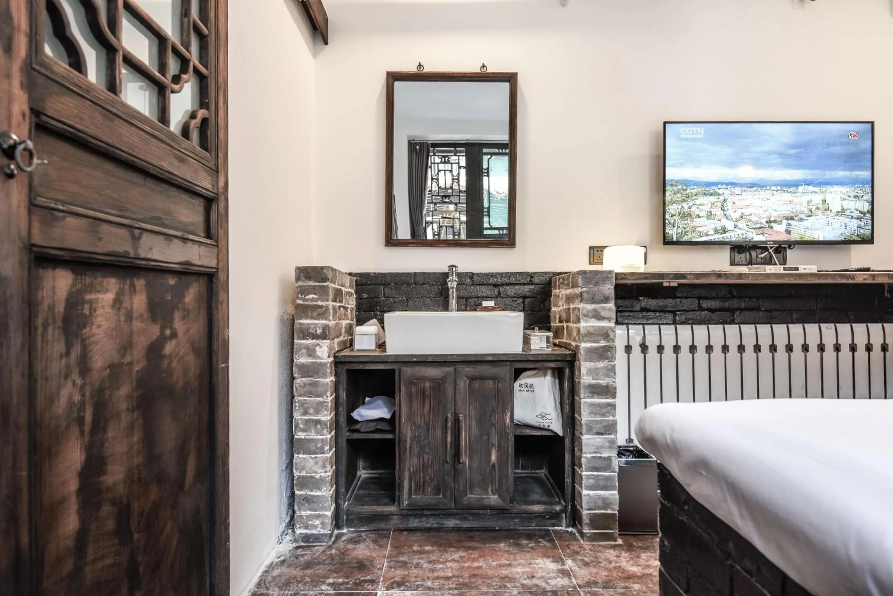 Decorative detail, Bed in Elsewhere Hotel The former residence of the draft bank