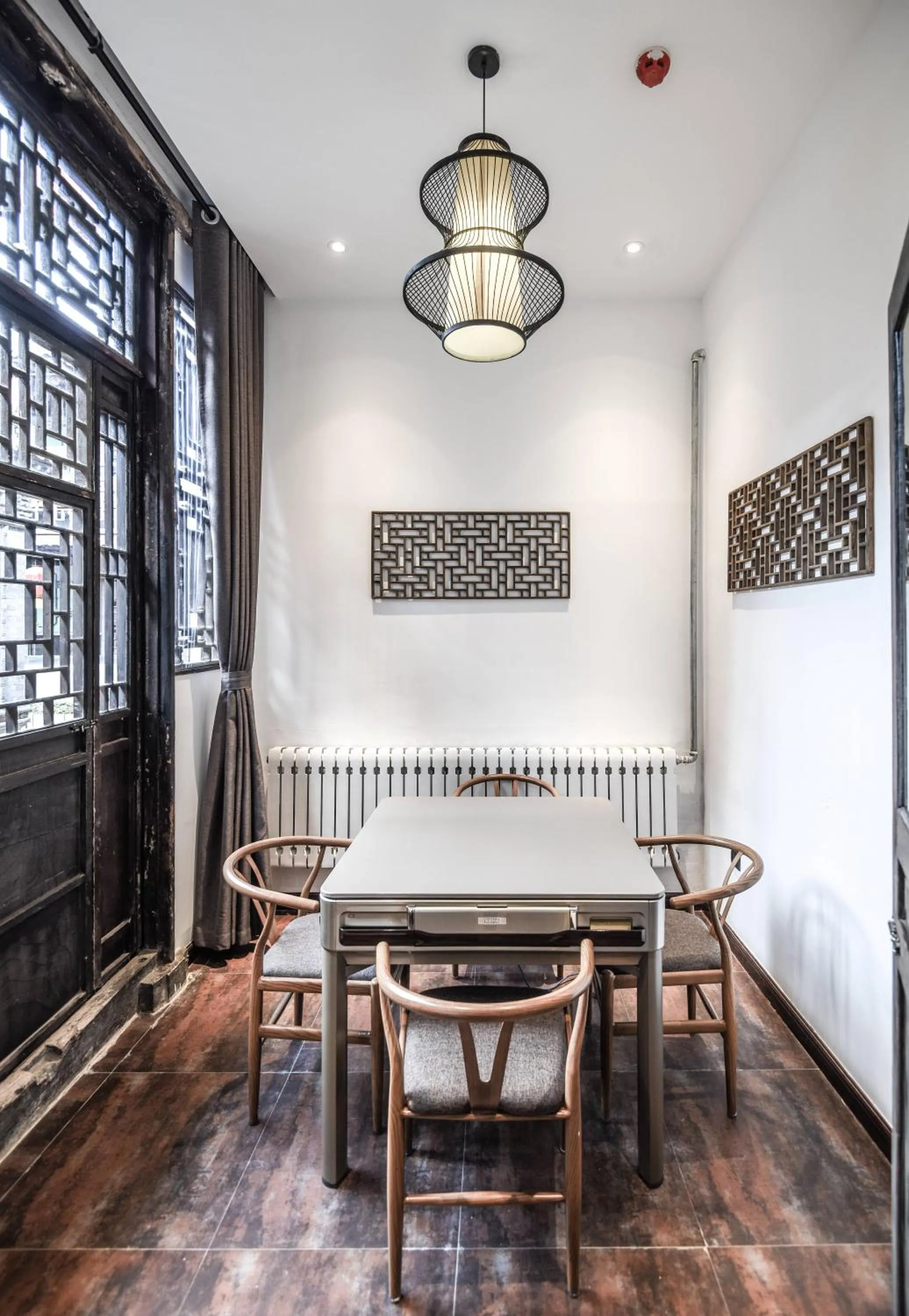 Dining area in Elsewhere Hotel The former residence of the draft bank