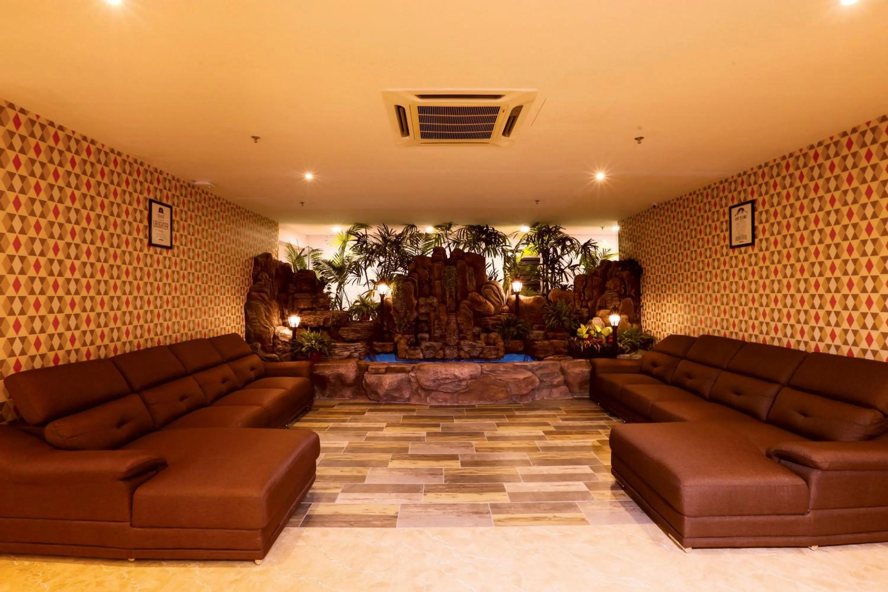 Seating area in 7 Heaven Boutique Hotel