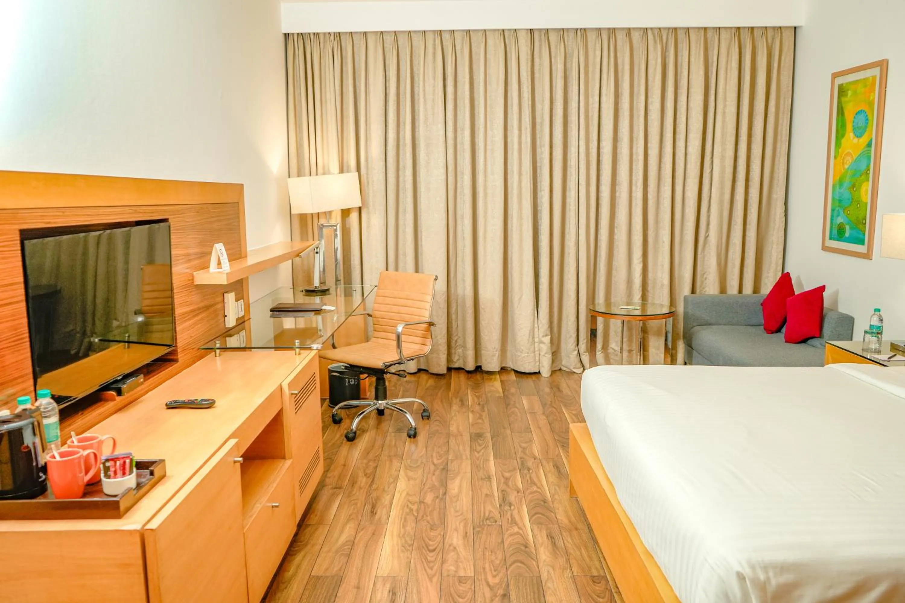 TV and multimedia, Bed in Courtyard by Marriott Gurugram Downtown