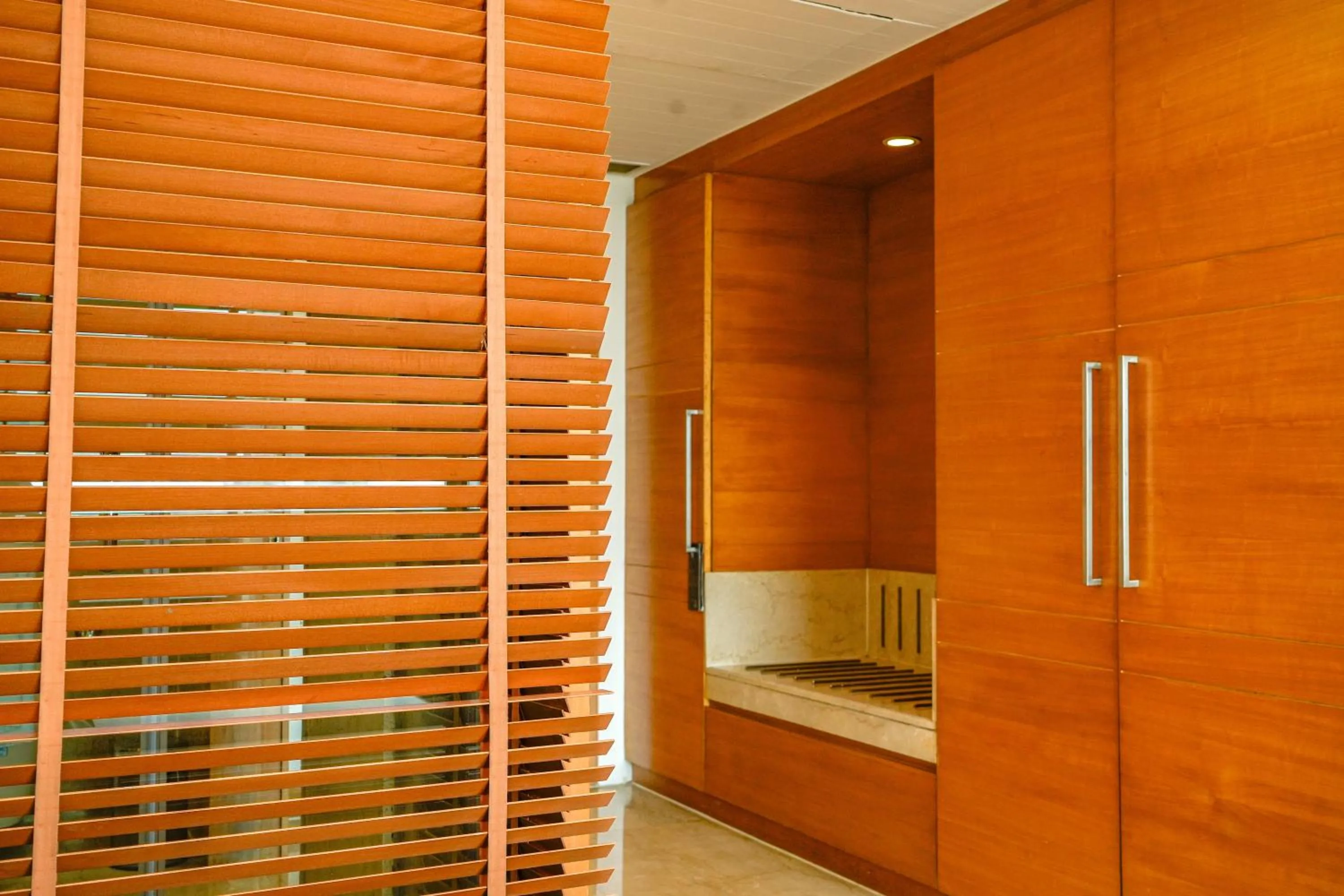 wardrobe in Courtyard by Marriott Gurugram Downtown