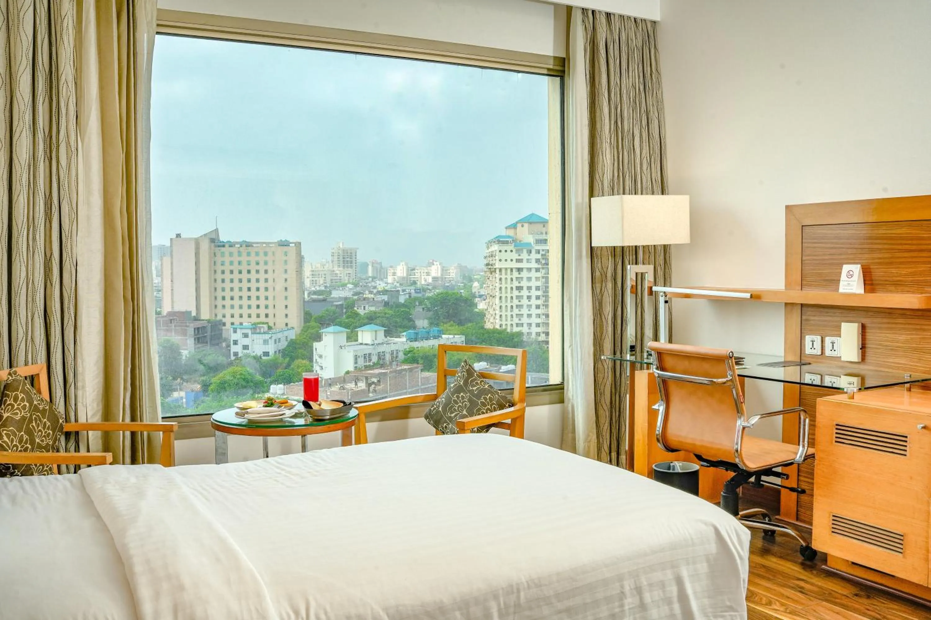 Bed in Courtyard by Marriott Gurugram Downtown