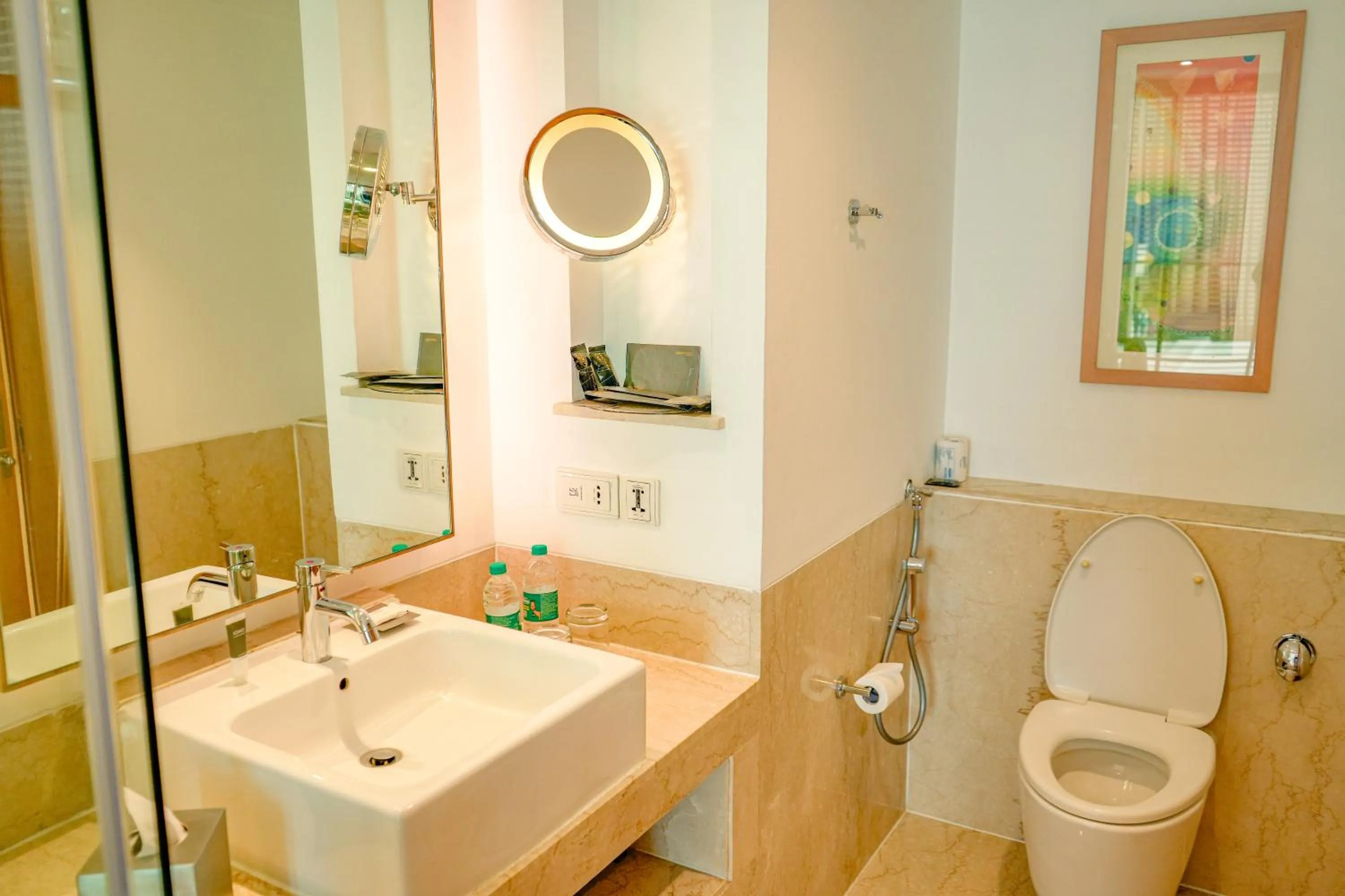 Toilet in Courtyard by Marriott Gurugram Downtown