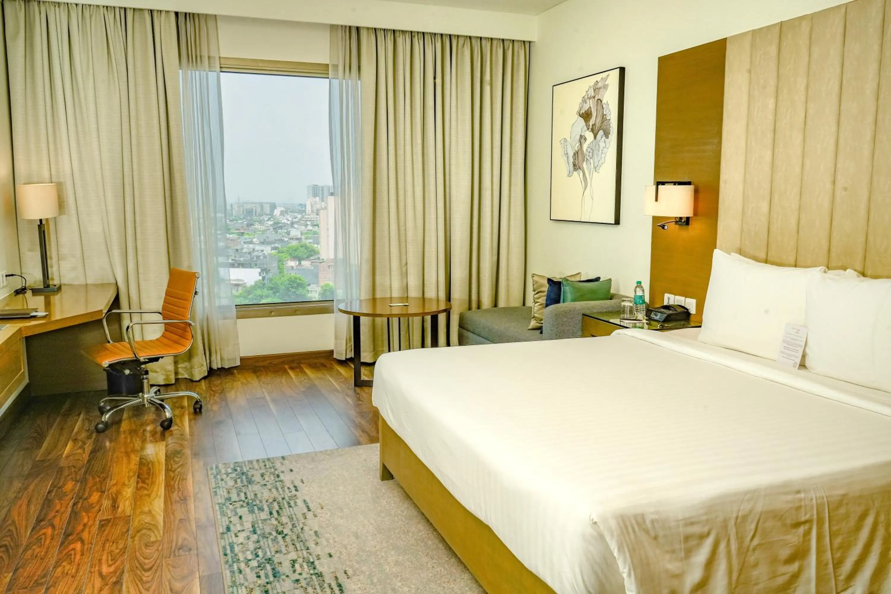 Bed in Courtyard by Marriott Gurugram Downtown