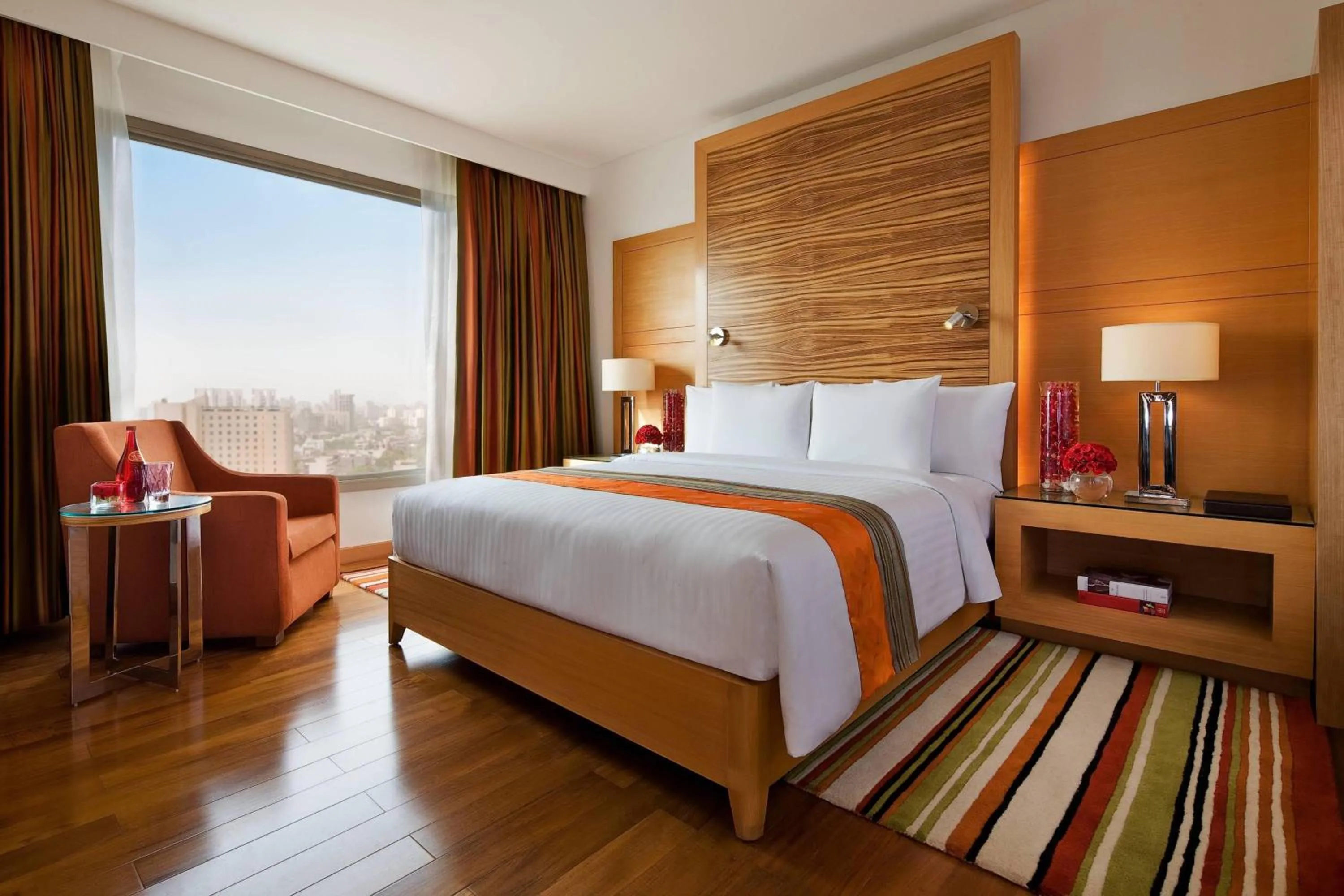 Bedroom, Bed in Courtyard by Marriott Gurugram Downtown