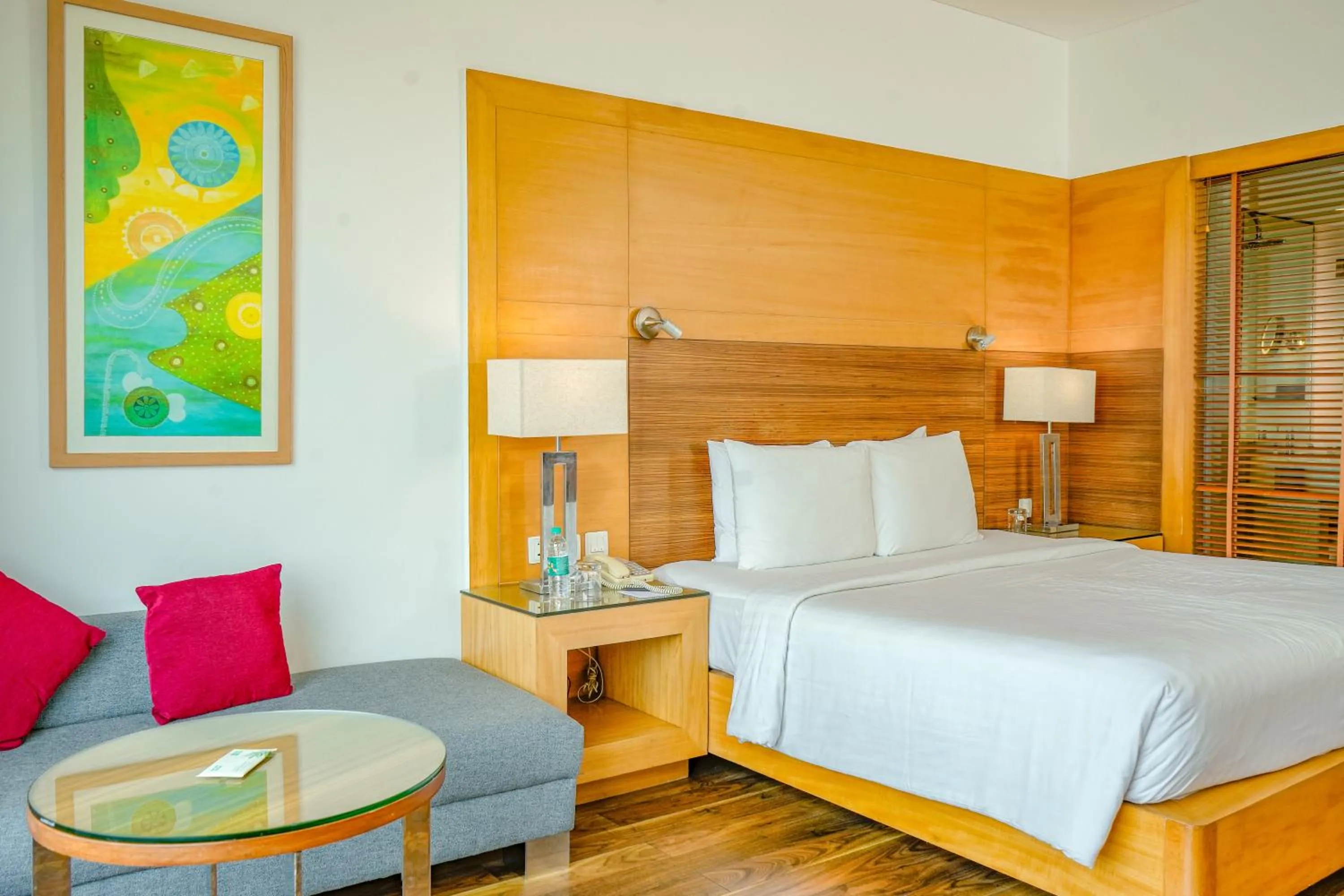 Bed in Courtyard by Marriott Gurugram Downtown