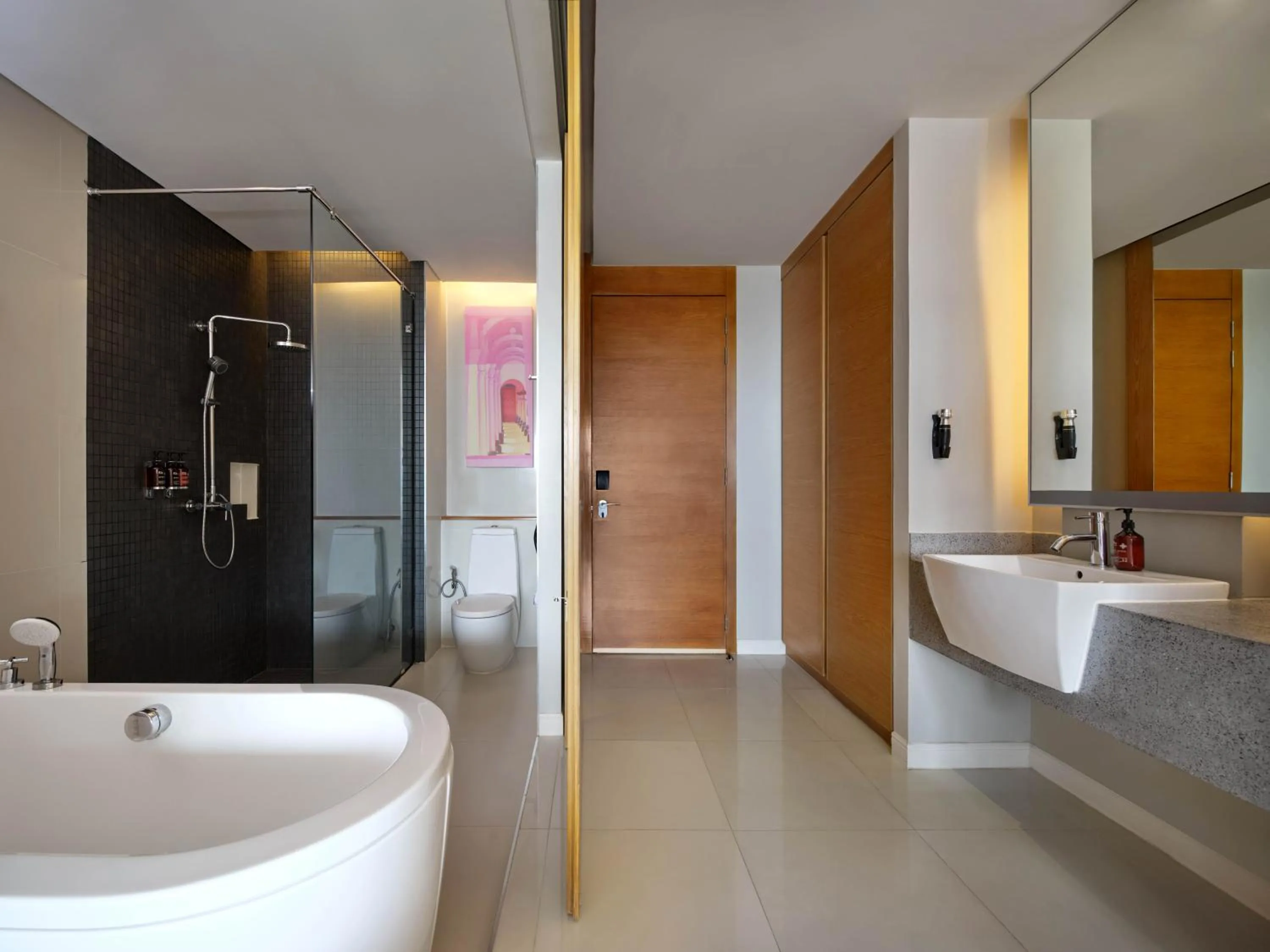 Shower in The Kee Resort & Spa