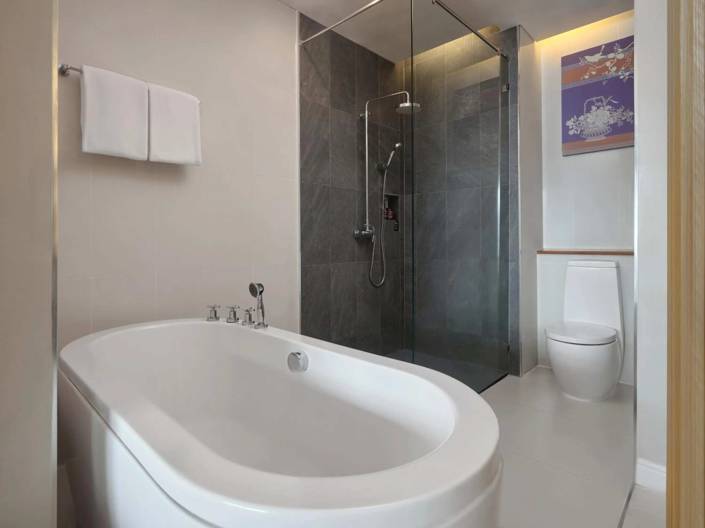 Shower in The Kee Resort & Spa