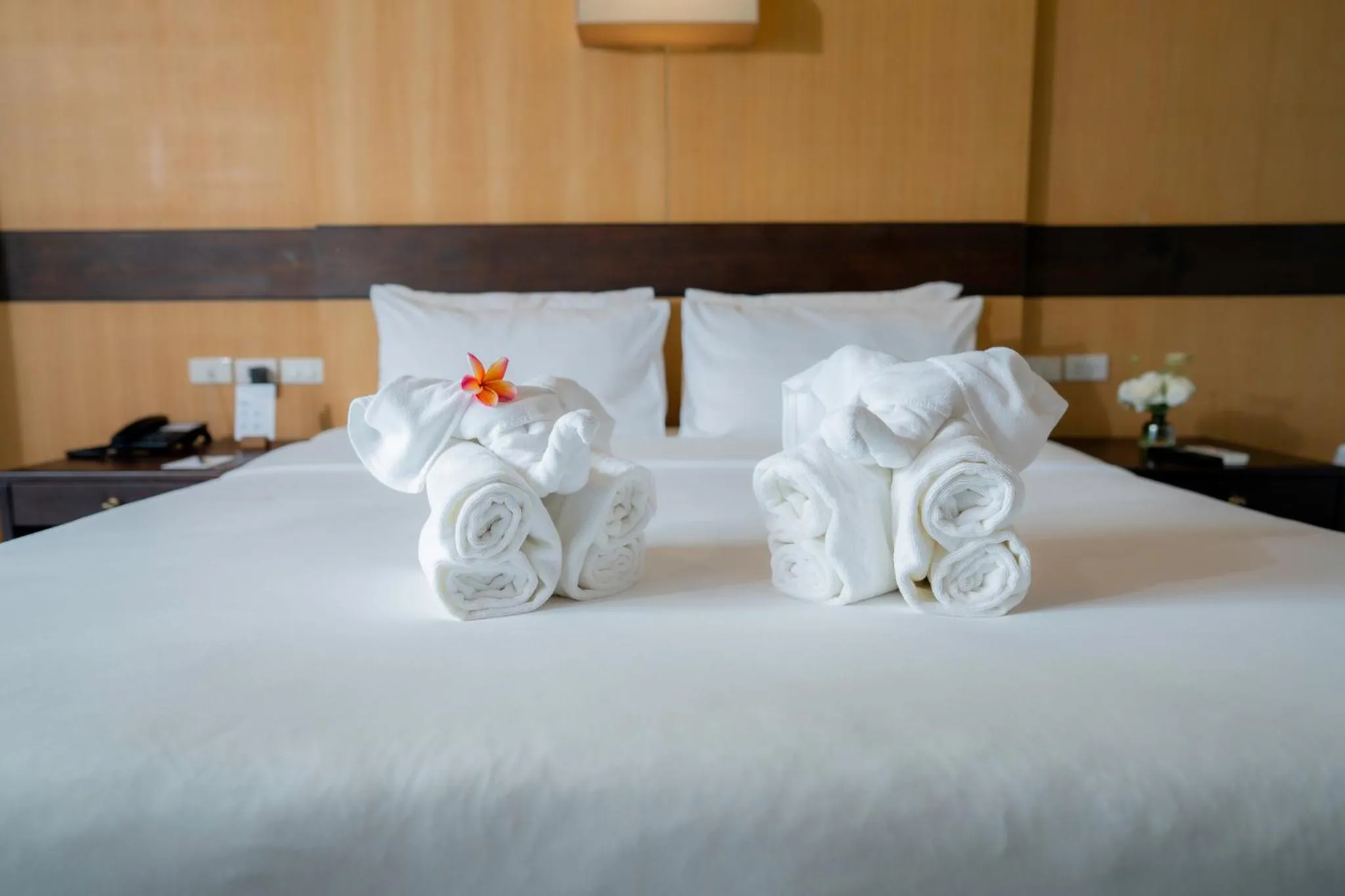 Bed in Khum Phucome Hotel -SHA Extra Plus