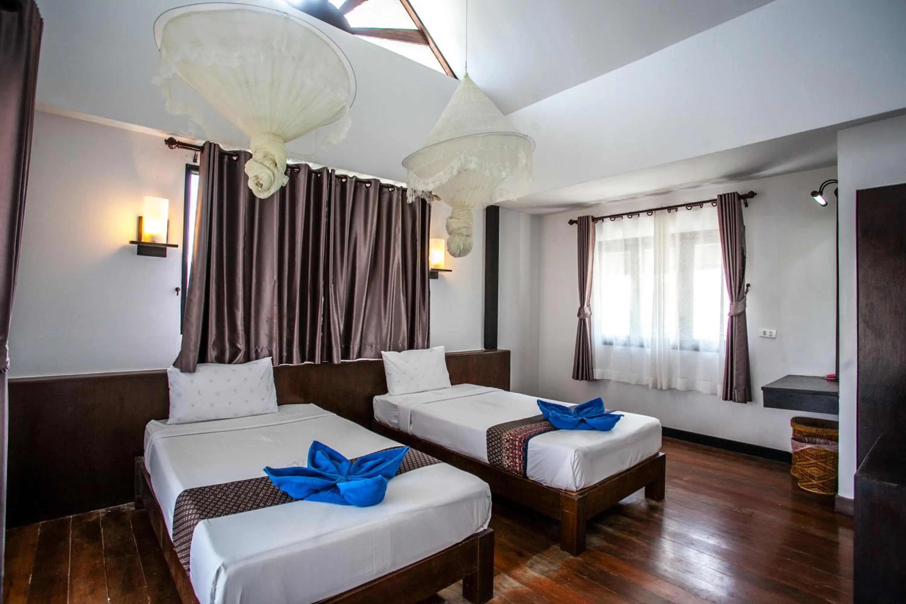 Bed in Phitharom PP Resort