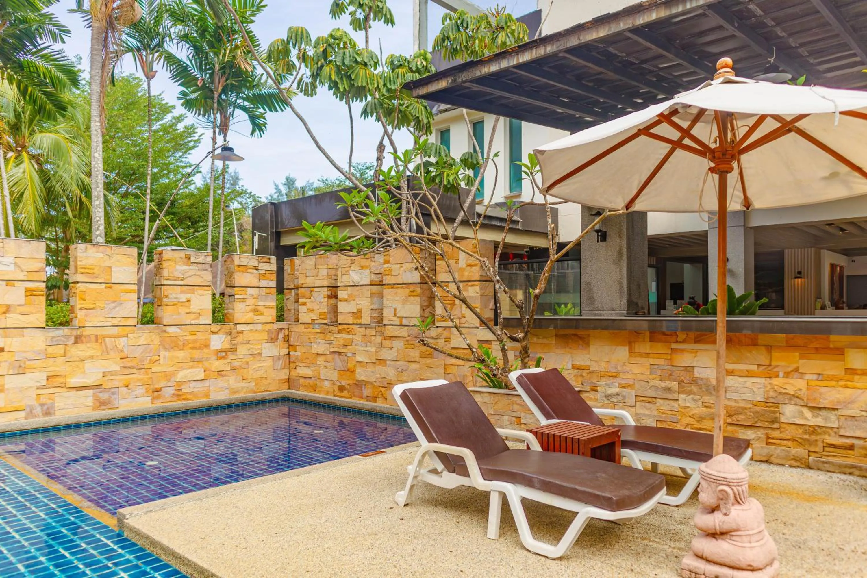 Property building in Lanta Sand Resort & Spa