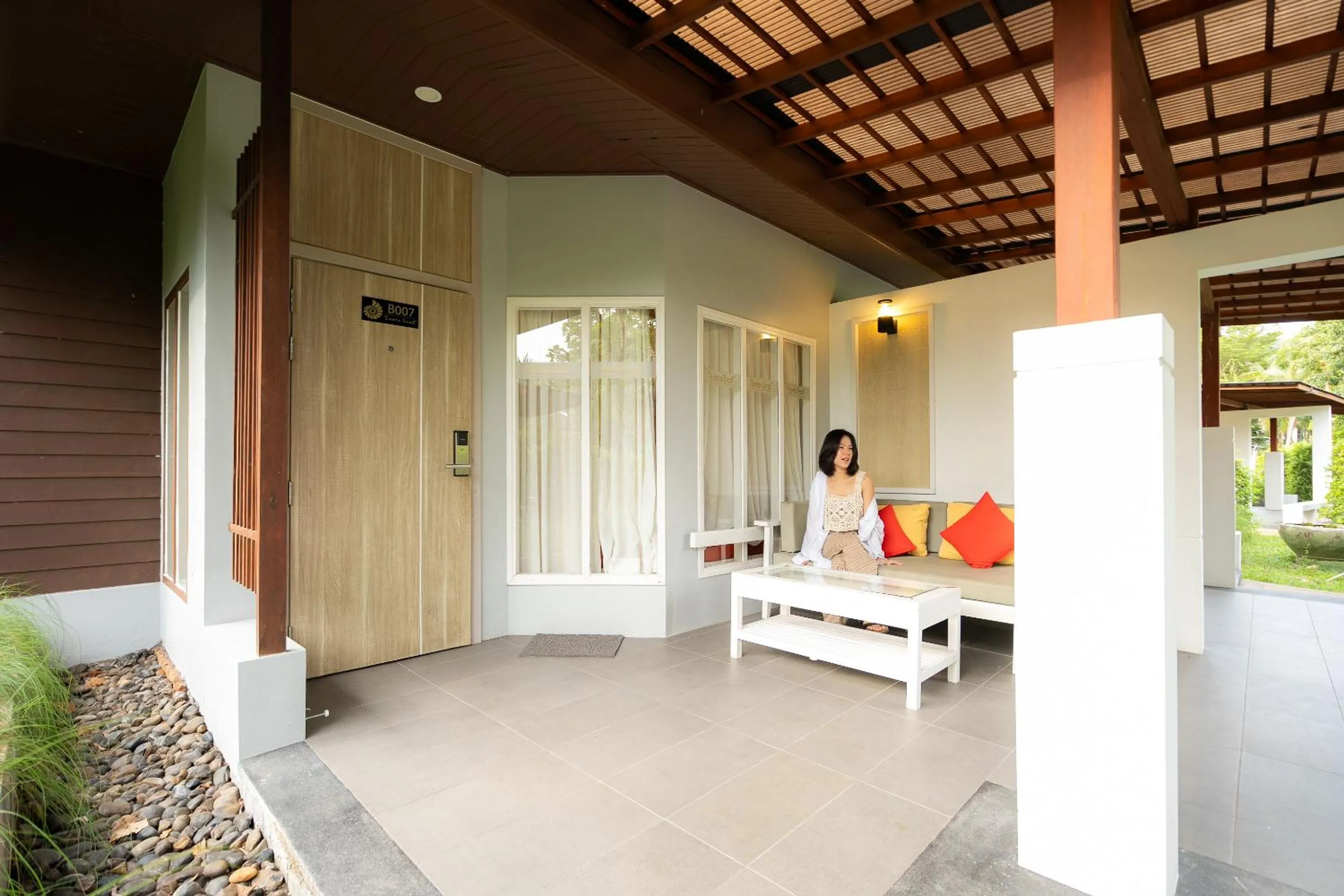 Patio in Lanta Sand Resort & Spa