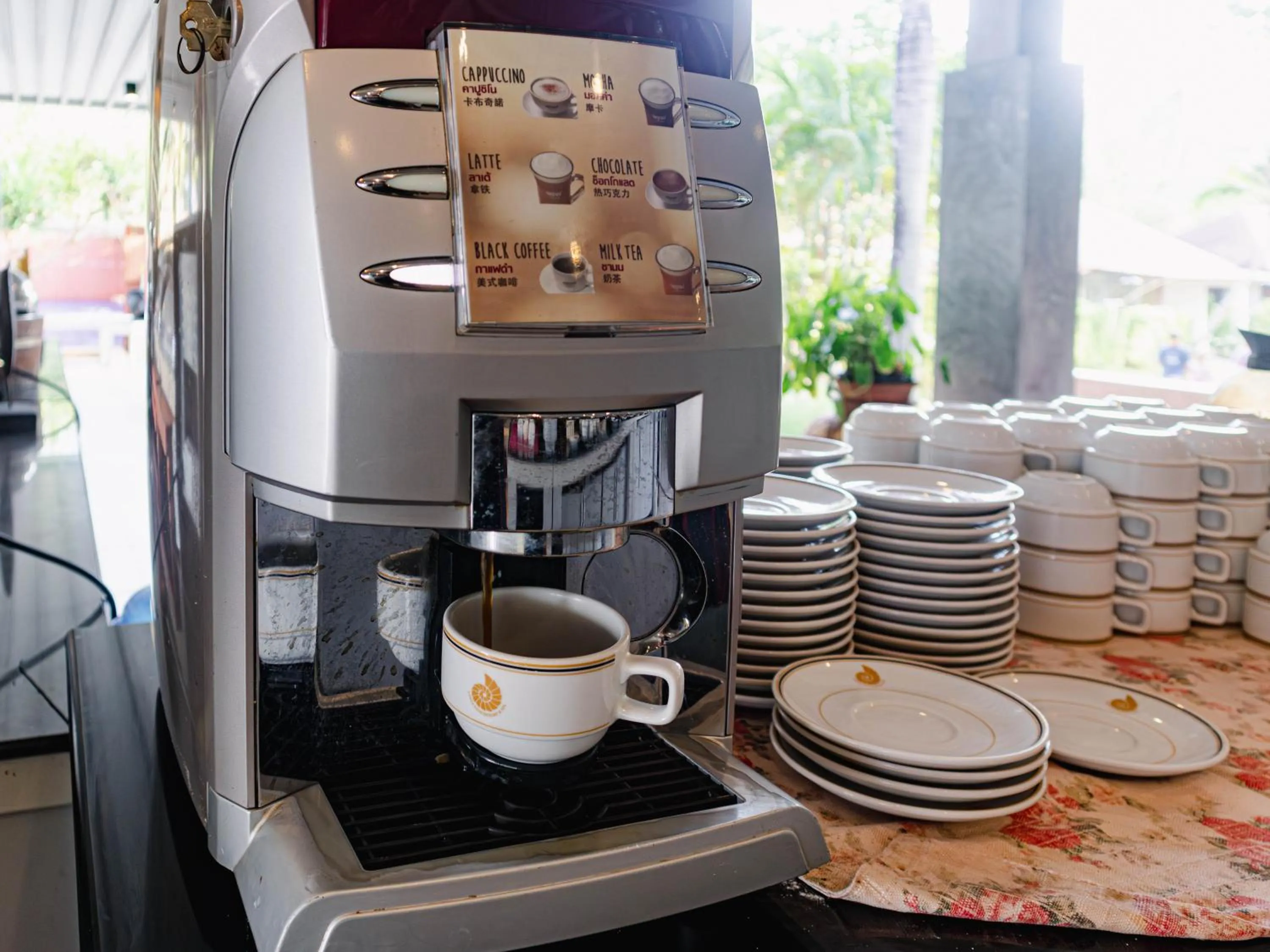 Restaurant/places to eat in Lanta Sand Resort & Spa