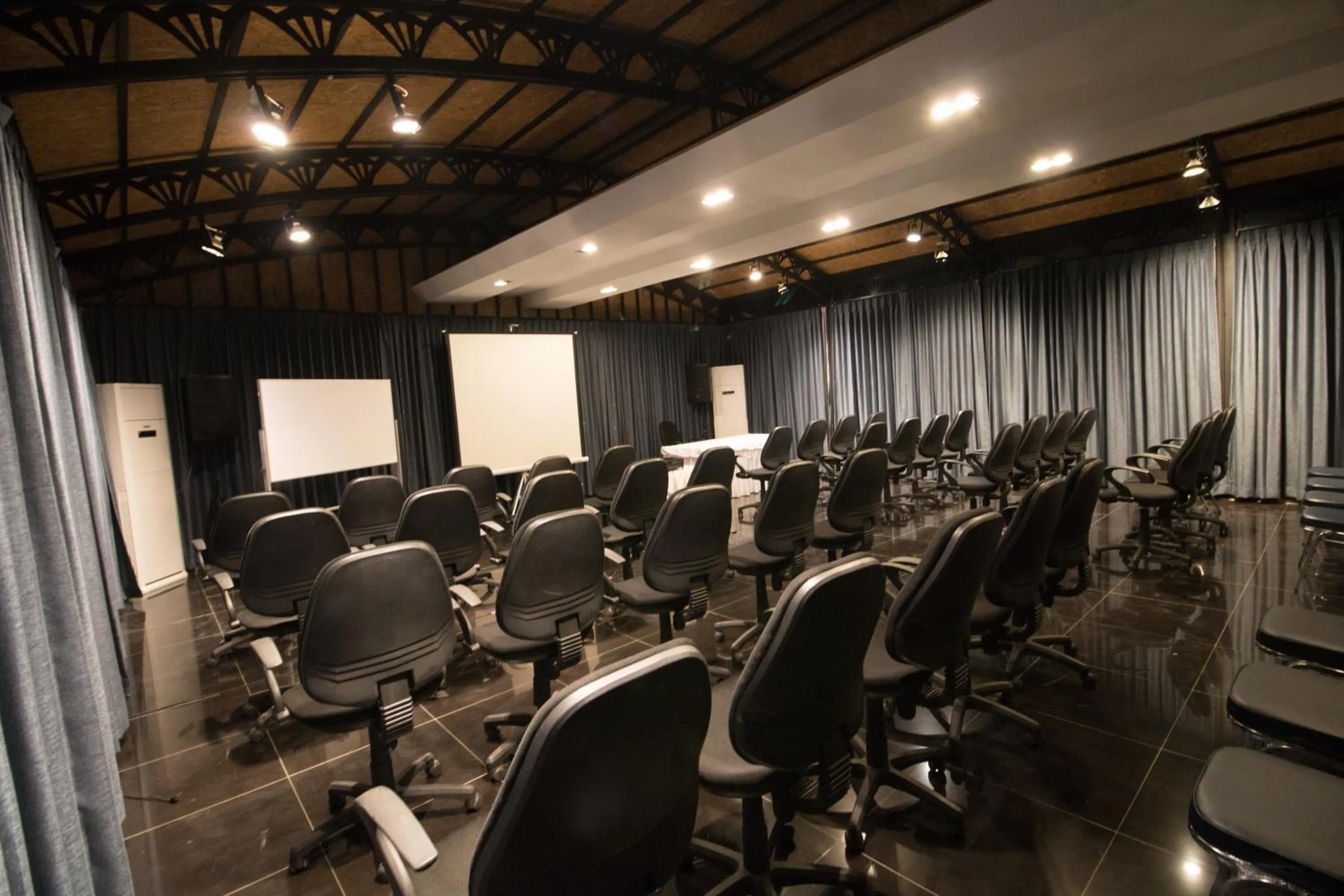 Meeting/conference room in Inthira Vangvieng