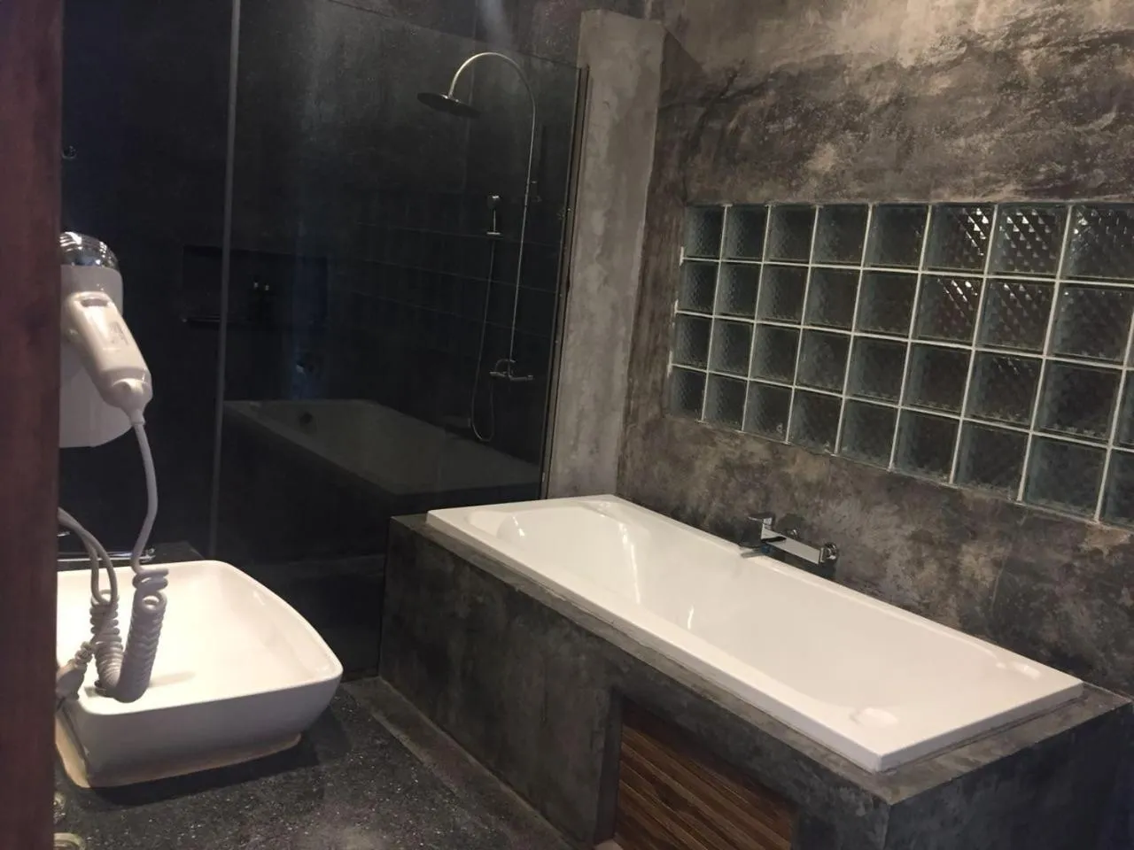 Bathroom in Inthira Vangvieng