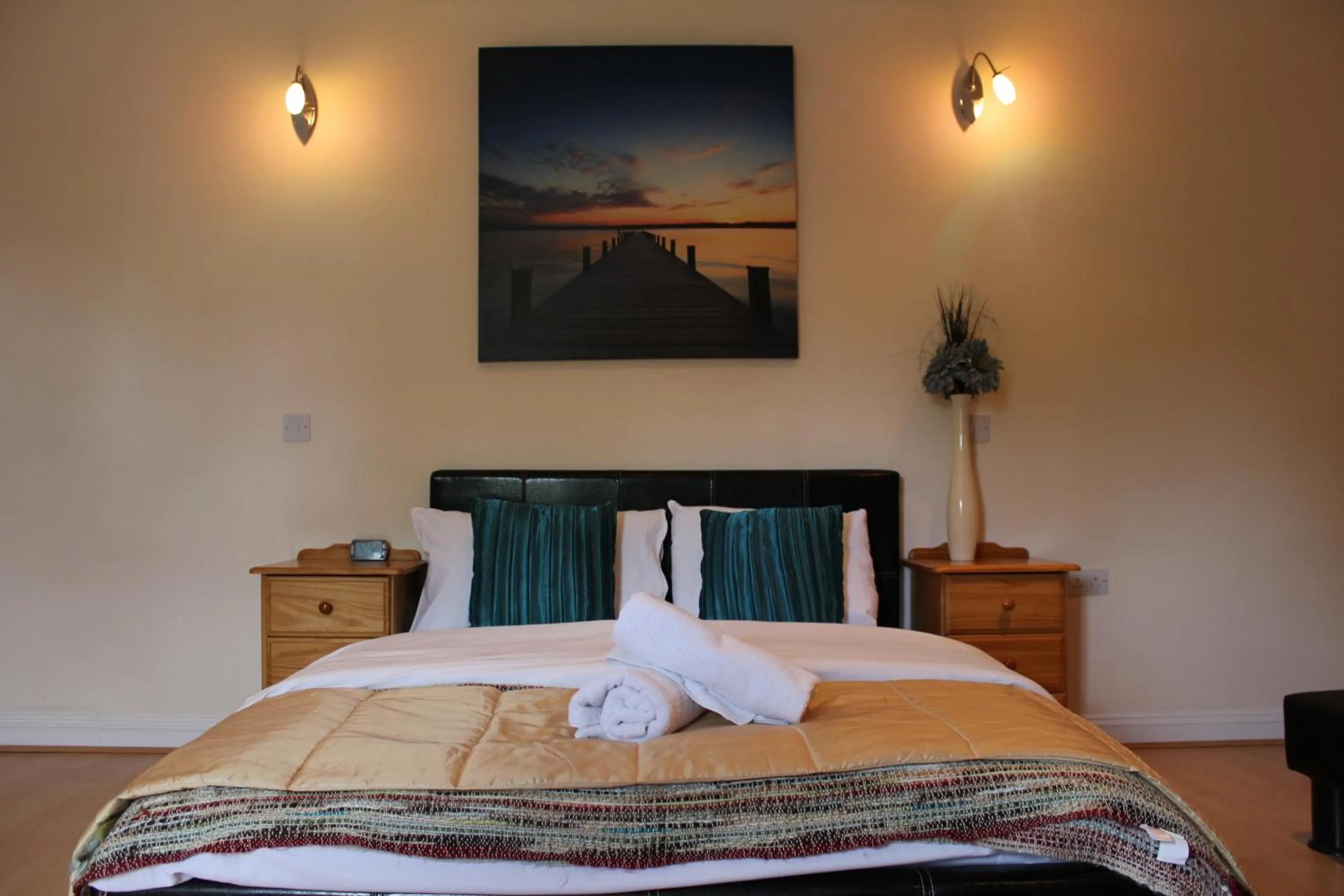 Photo of the whole room, Bed in Remarc Guest House