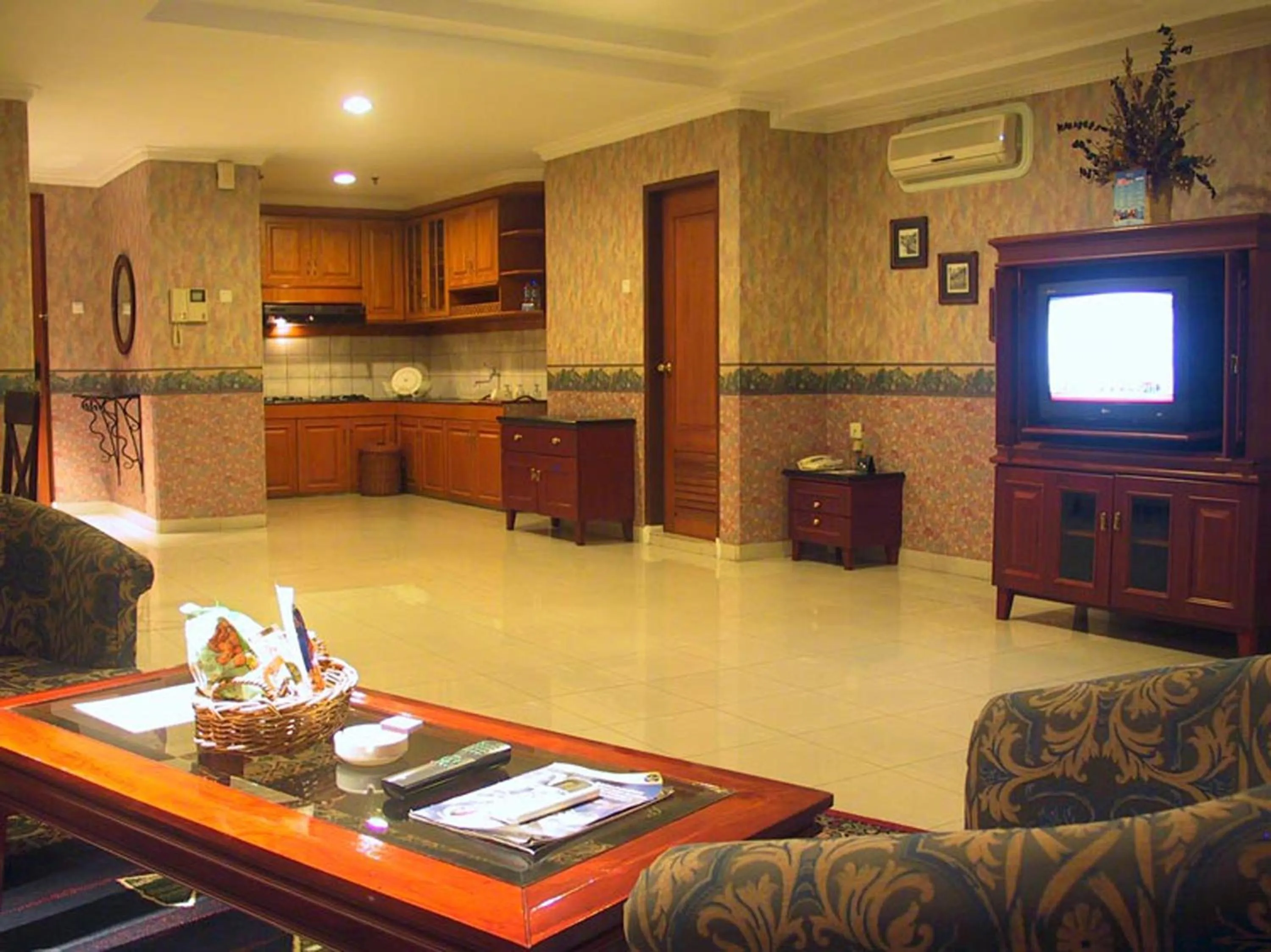 Living room in Travellers Suites Serviced Apartments