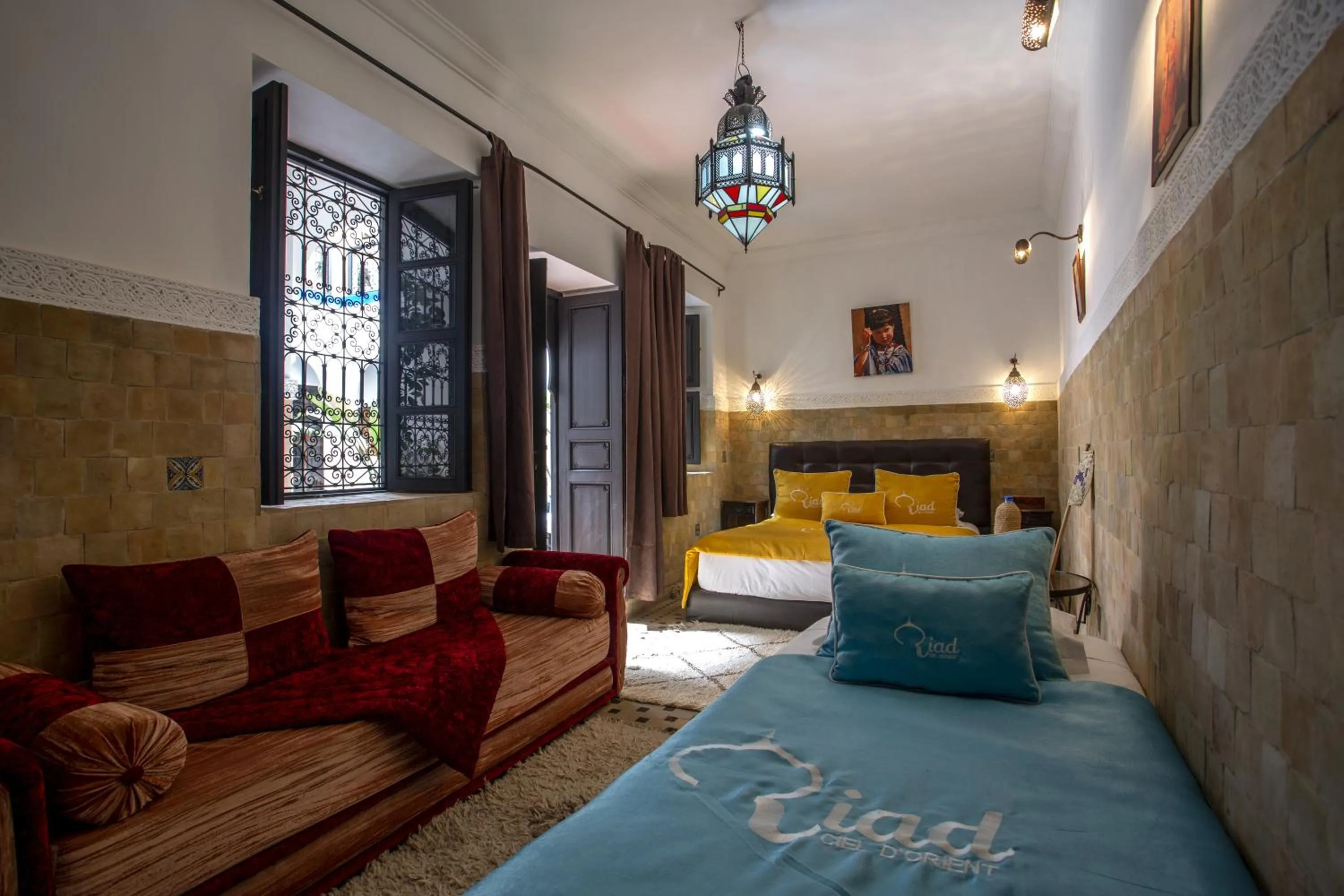 Bed in Riad Ciel d'Orient