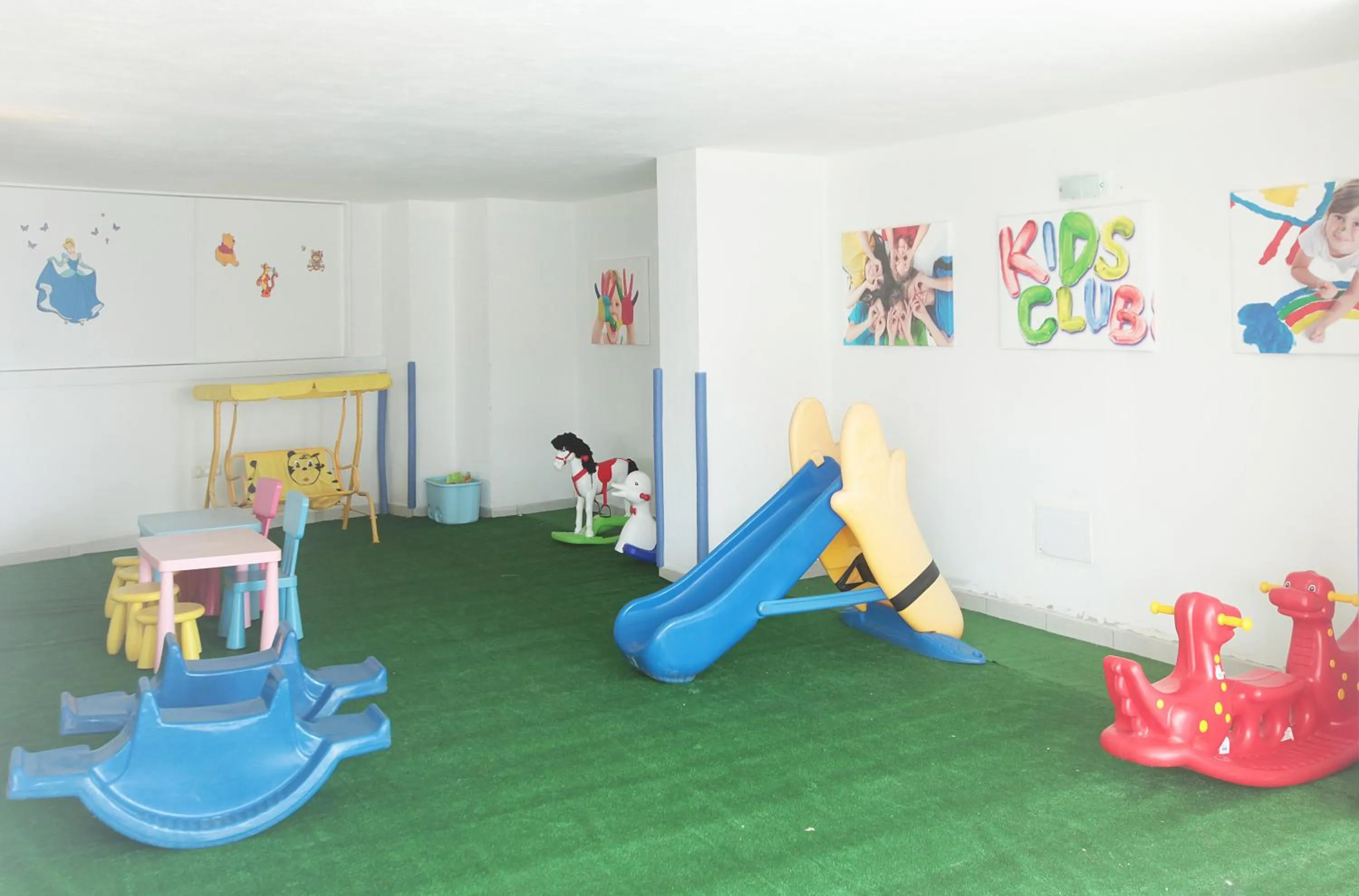 Children play ground in Arora Hotel