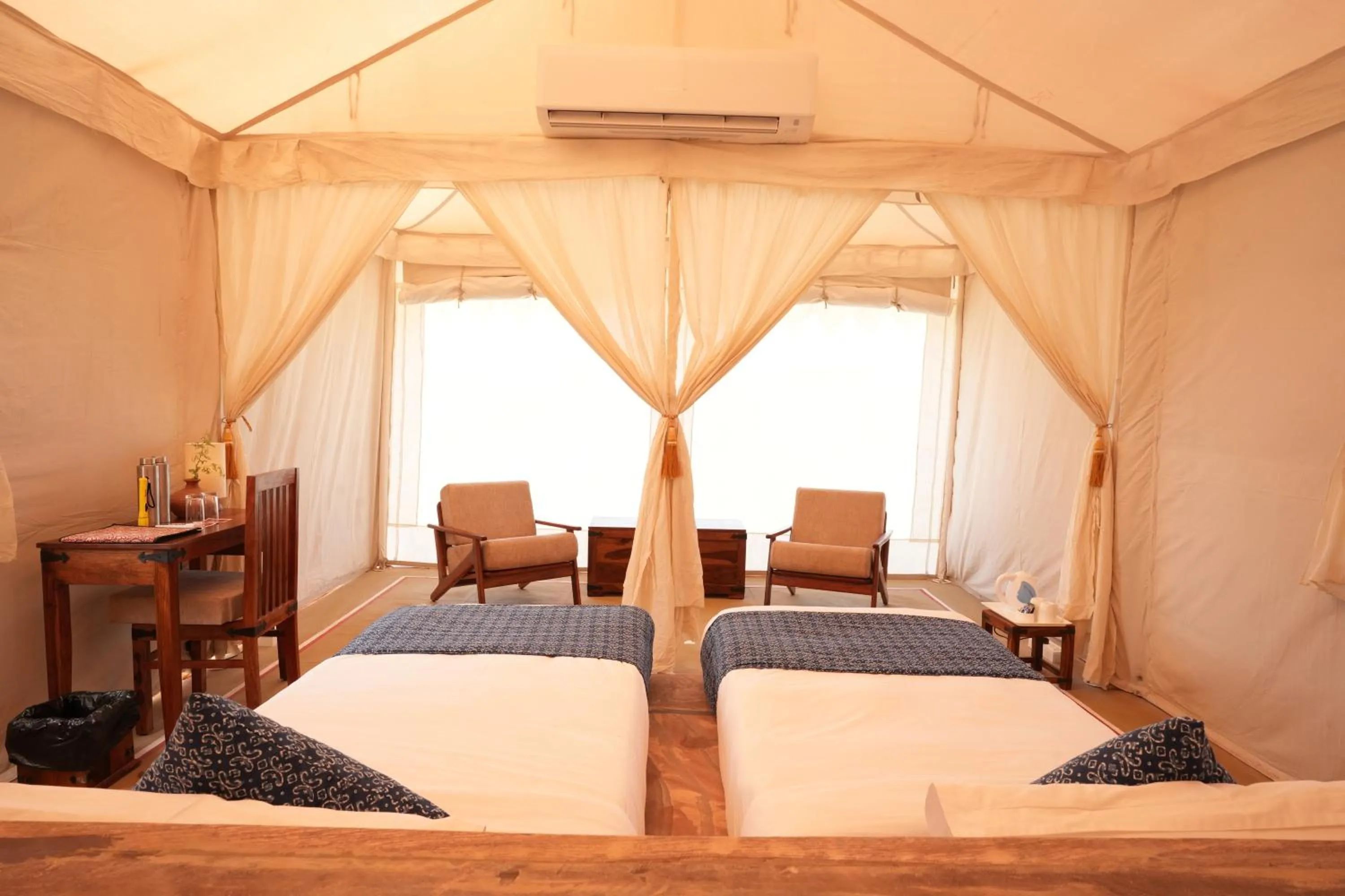 Bed in Dhora Desert Resort And Spa