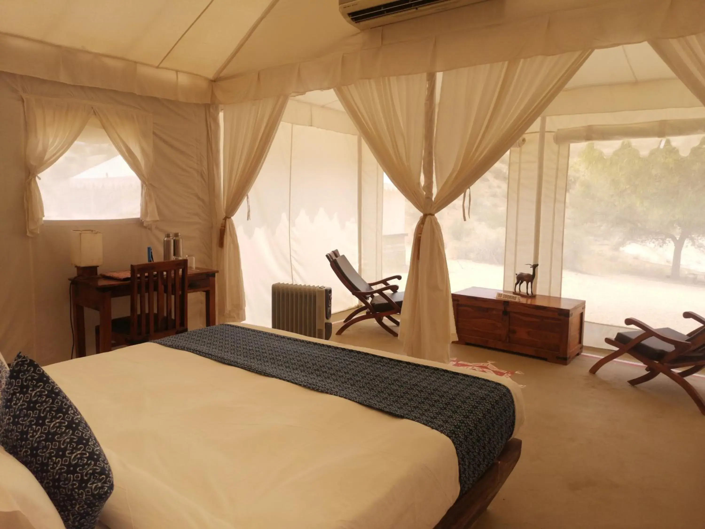 Premium Luxury Tent in Dhora Desert Resort And Spa Premium Luxury Tent in Dhora Desert Resort And Spa