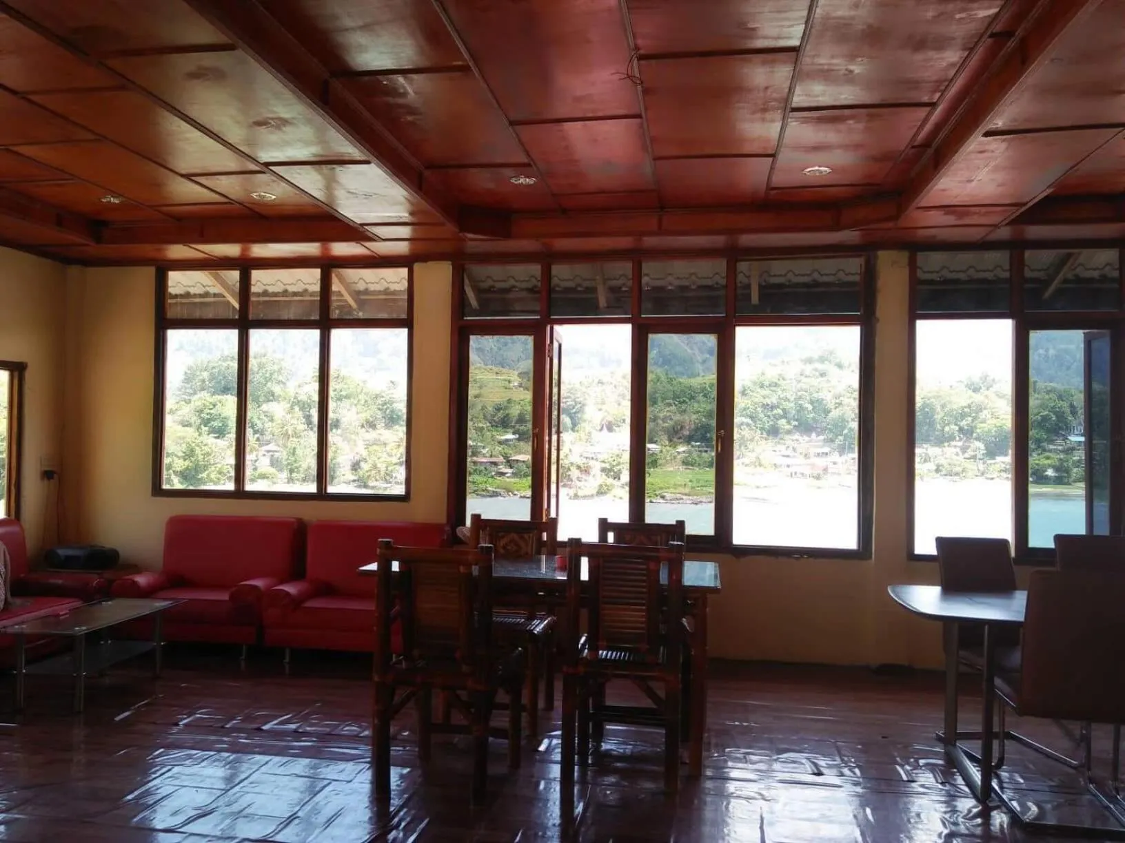 Restaurant/places to eat in Aman's Guesthouse