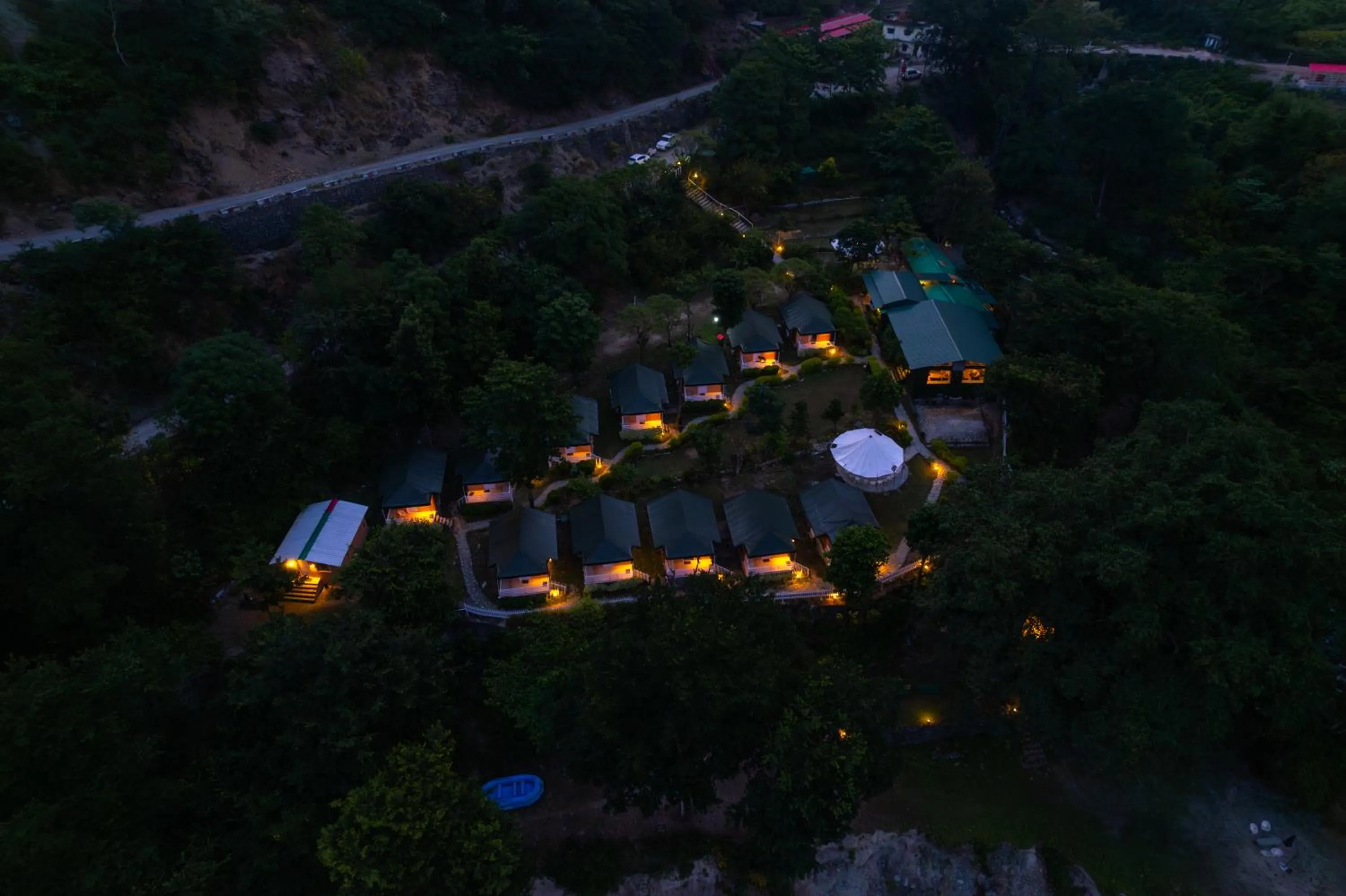 Bird's eye view in Banyan By The Ganges