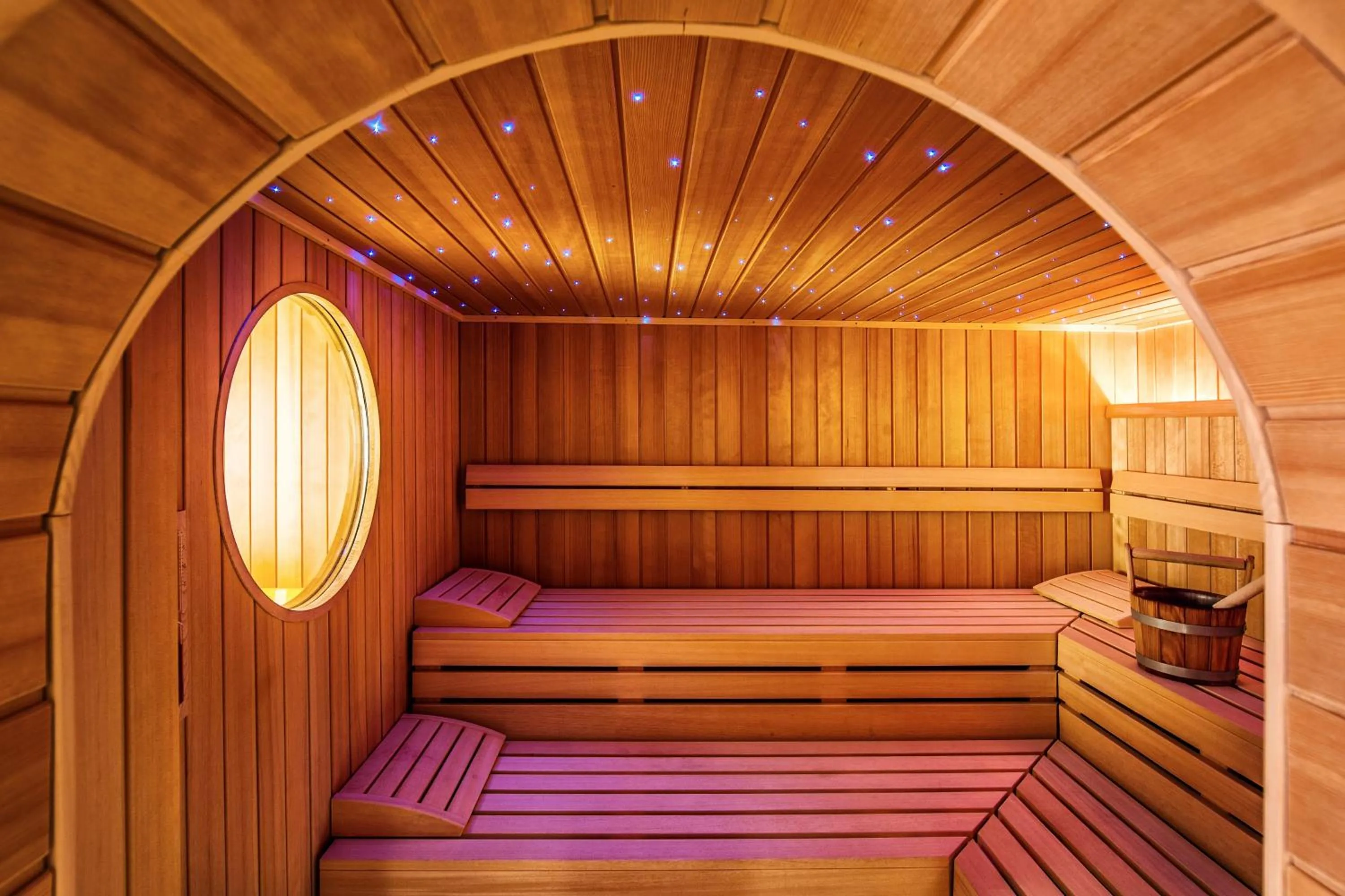 Sauna, Bed in Hotel Astoria