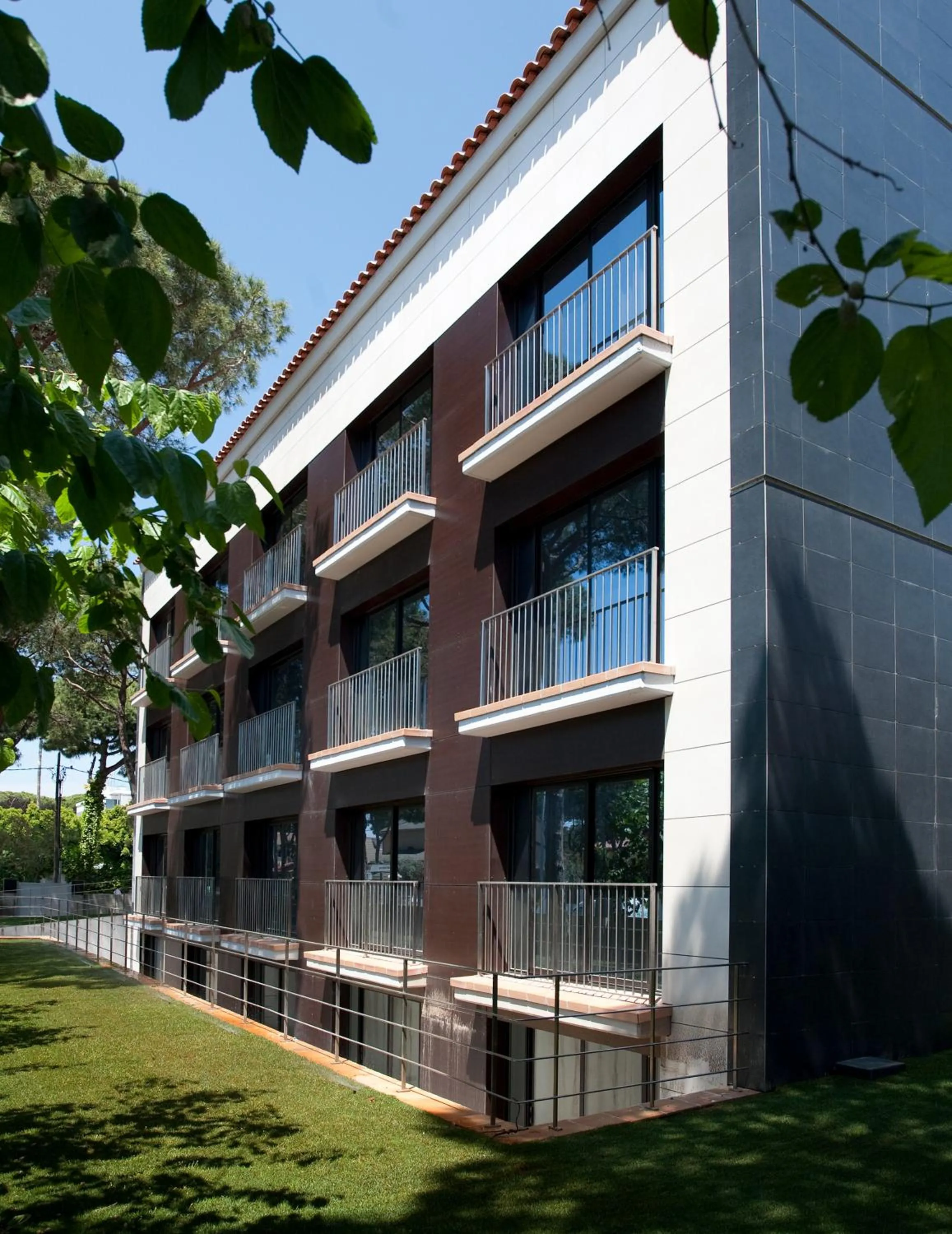 Facade/entrance in SG Marina 54 Apartments