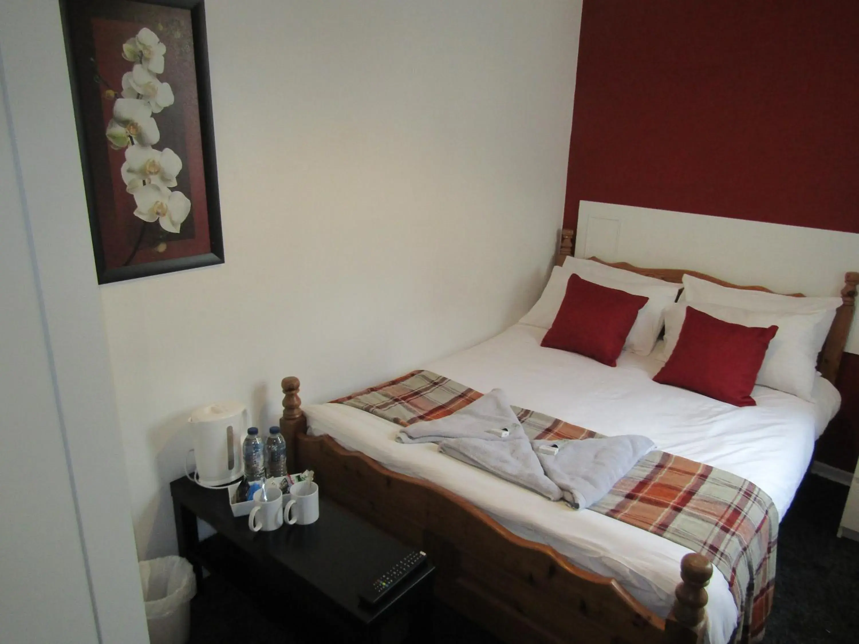 Economy Double Room in Alderley Hotel Blackpool Economy Double Room in Alderley Hotel Blackpool