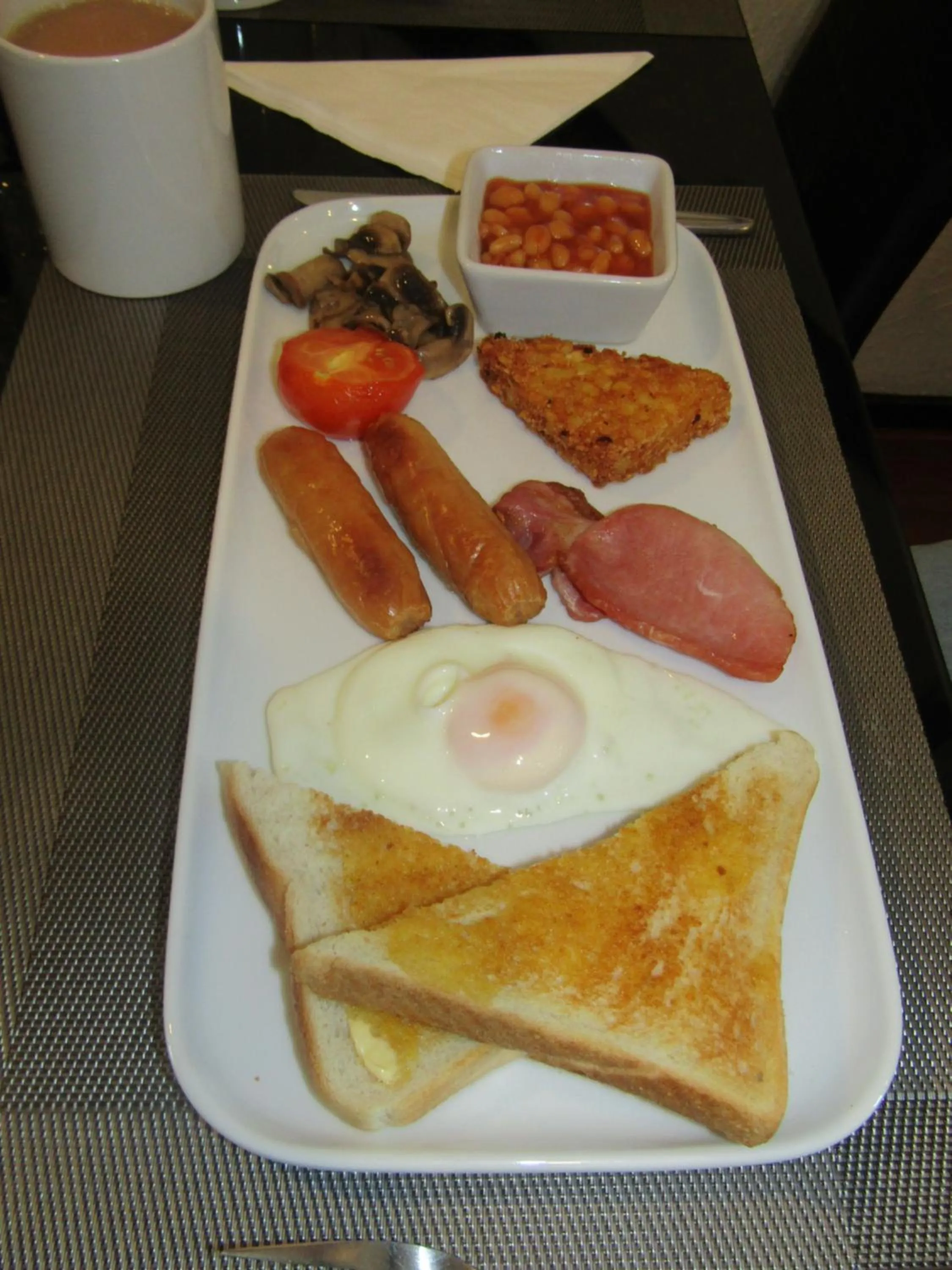 Food and drinks in Alderley Hotel Blackpool