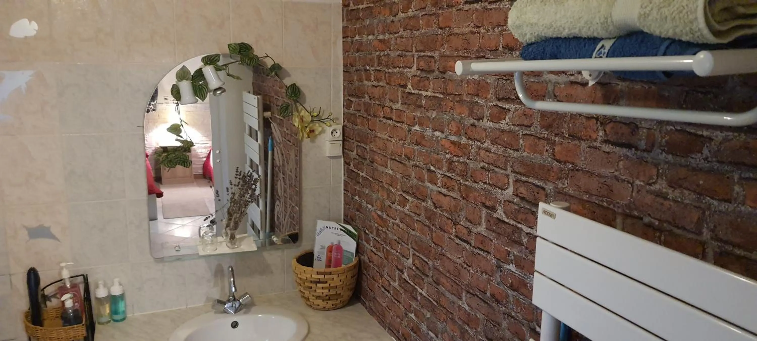 Bathroom in B&B Chambre Chante Cristal