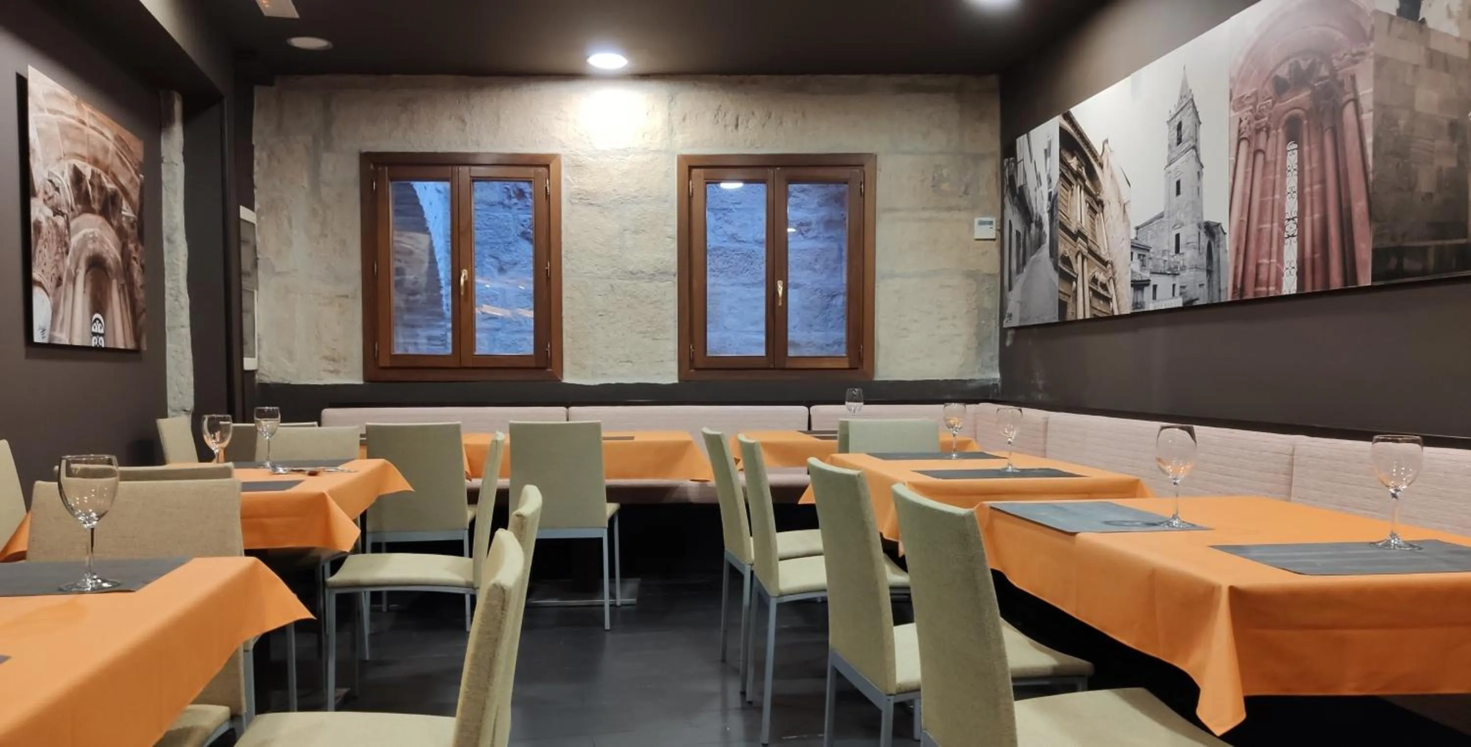 Restaurant/places to eat in Hotel Rey Sancho