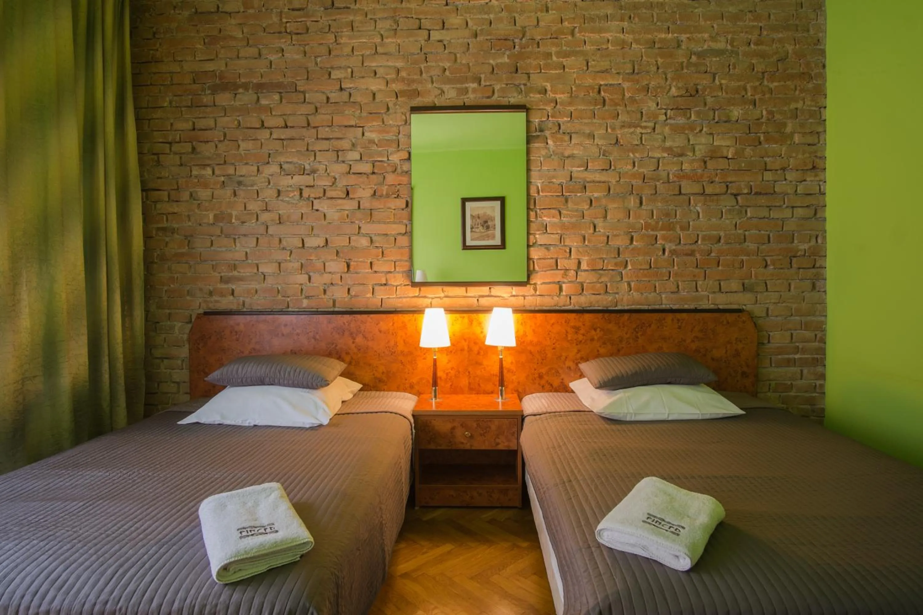 Bed in Finger Guest Rooms