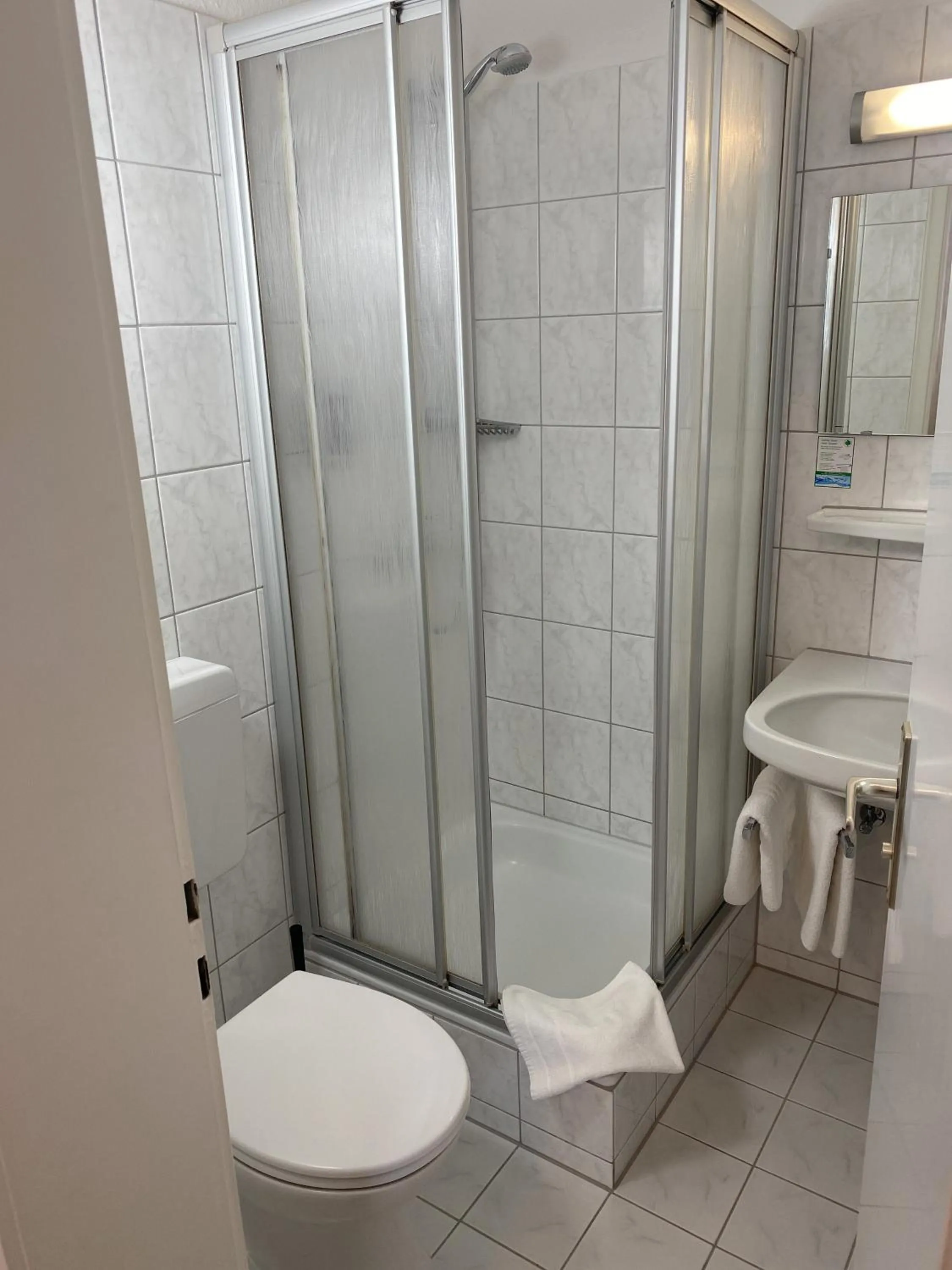 Bathroom in Hotel Rosengarten Tuttlingen