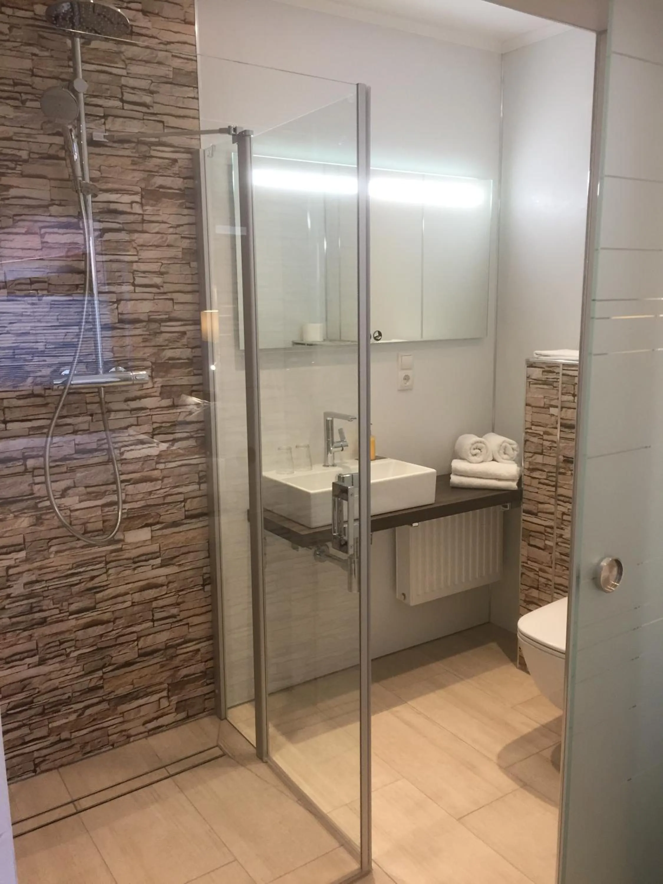 Bathroom in WH Hotels Papenburg Zentrum