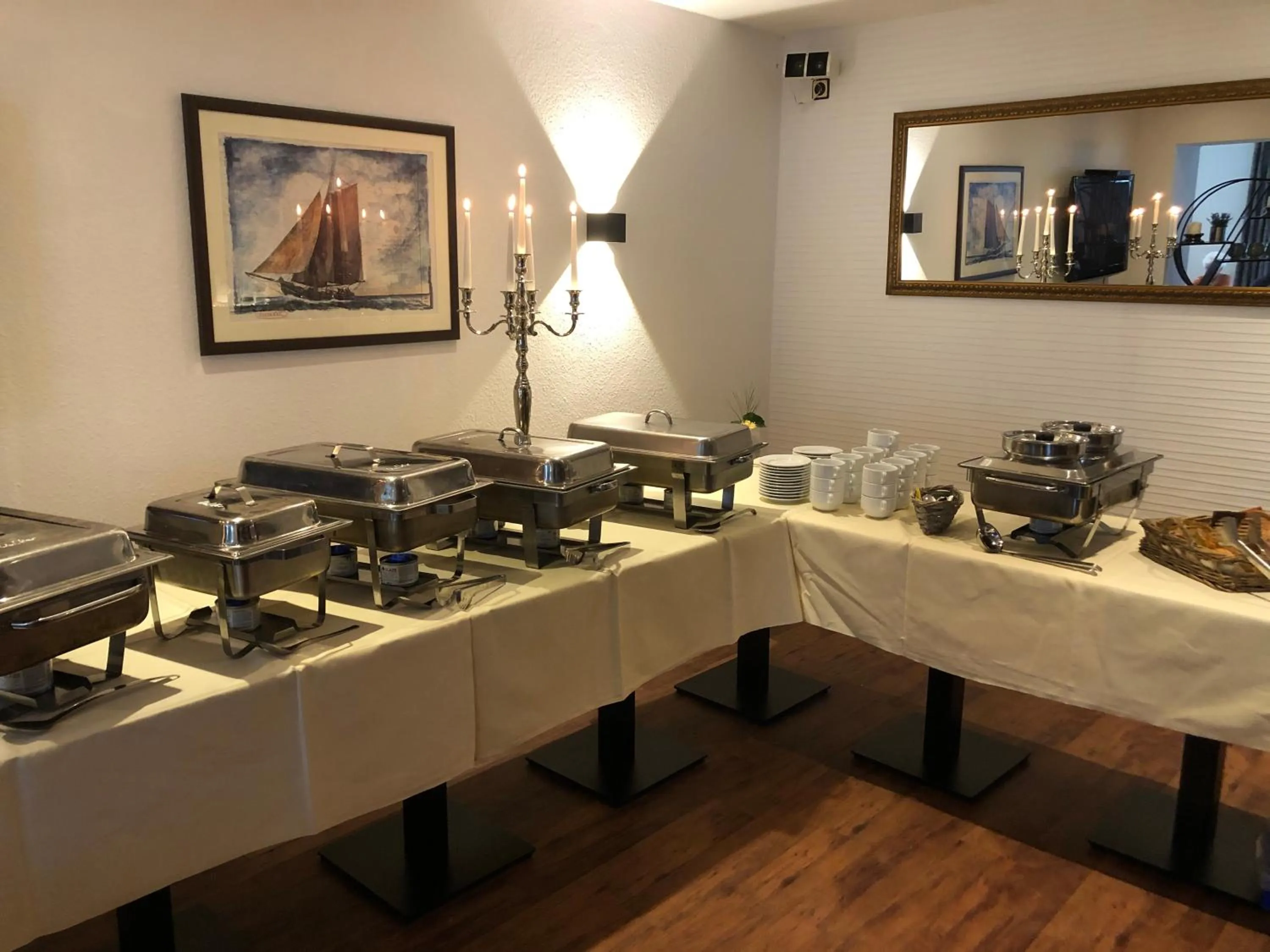 Restaurant/places to eat in WH Hotels Papenburg Zentrum