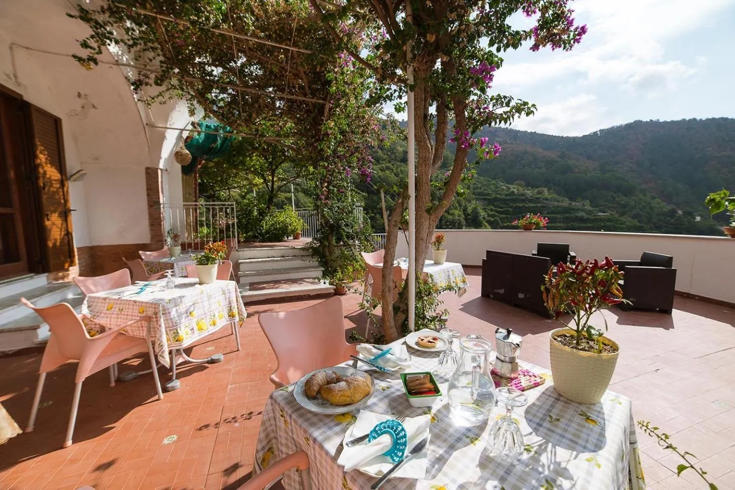 Breakfast in B&B Bouganville