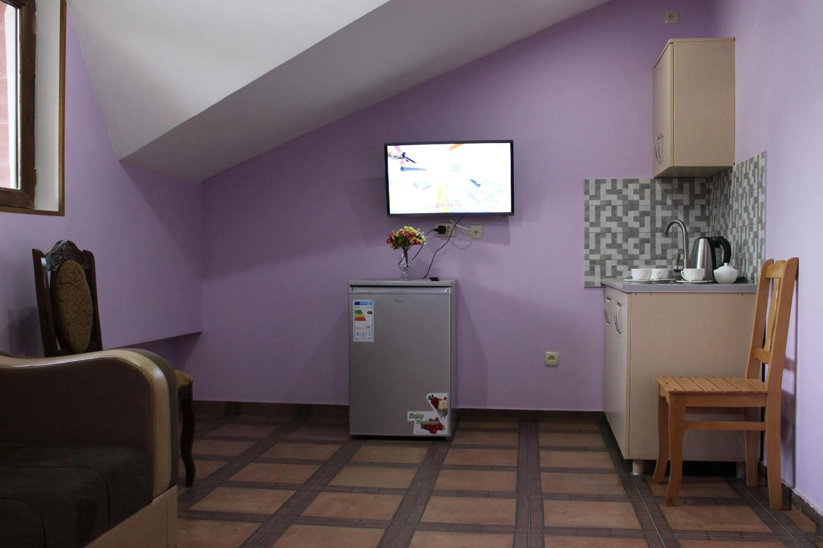 Communal lounge/ TV room in Hotel Inter