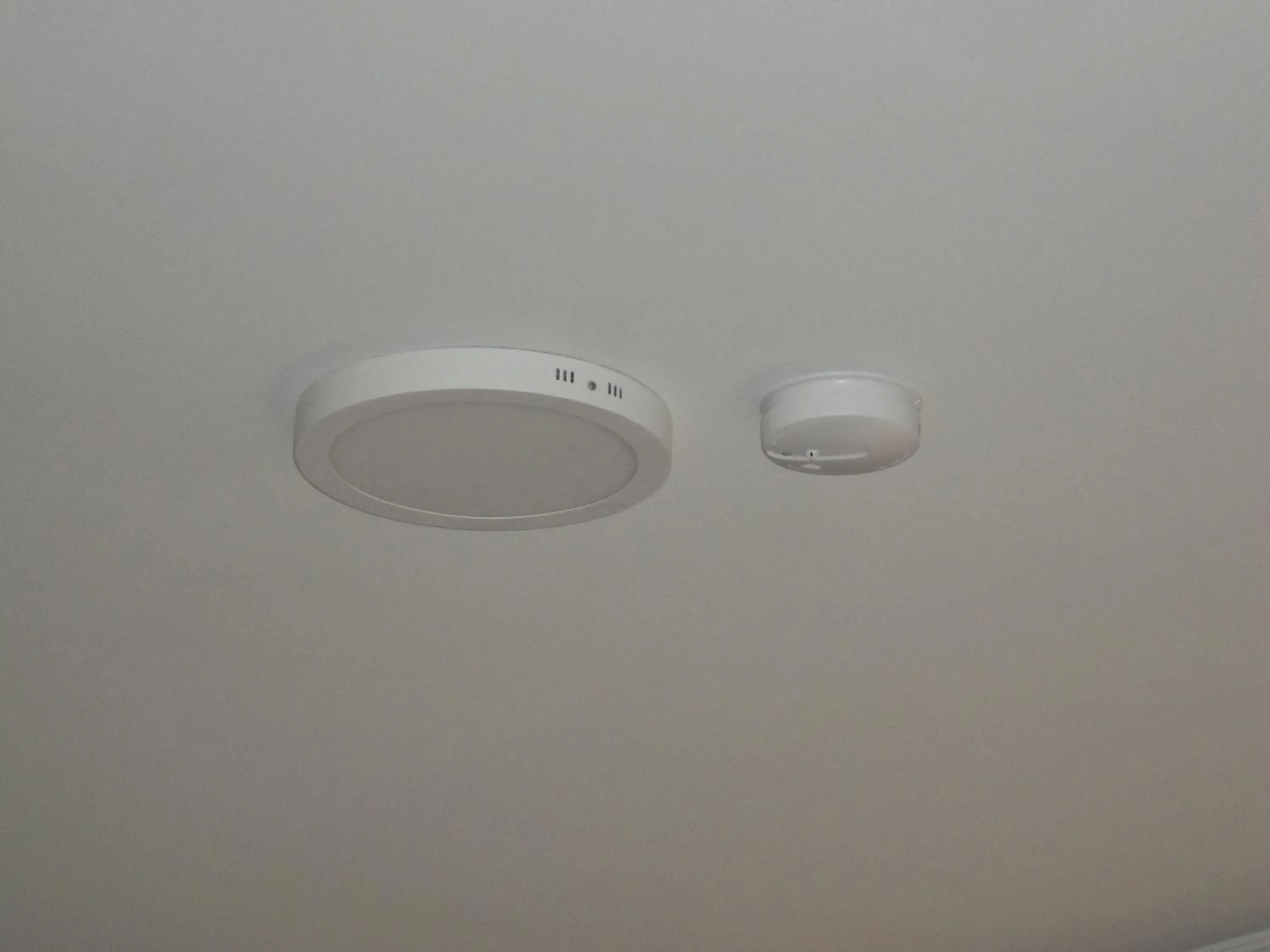 Logo/Certificate/Sign in Hotel Inter