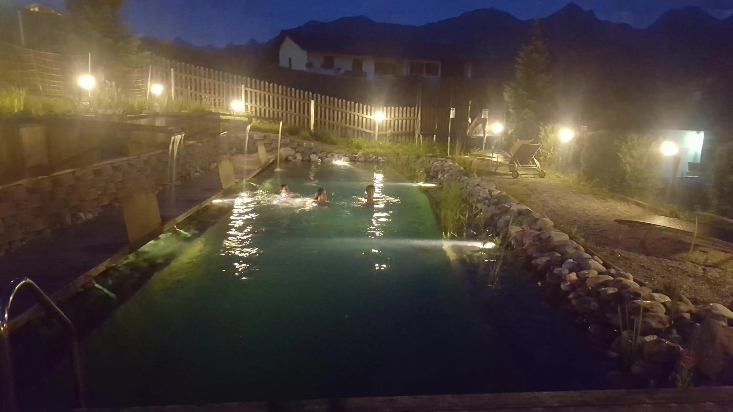 Swimming pool in Hotel Garni Alpendiamant