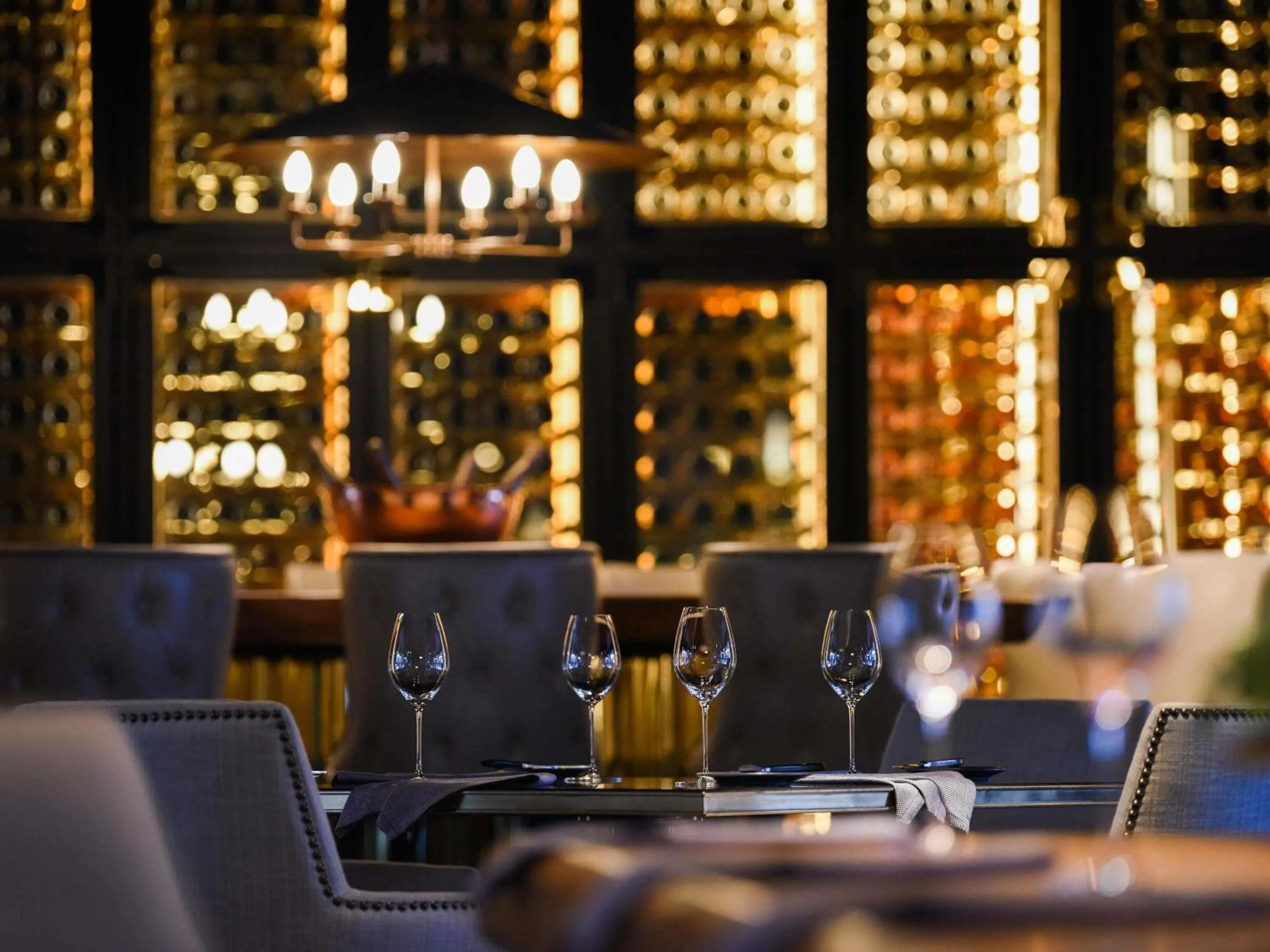 Restaurant/places to eat in Raffles Singapore