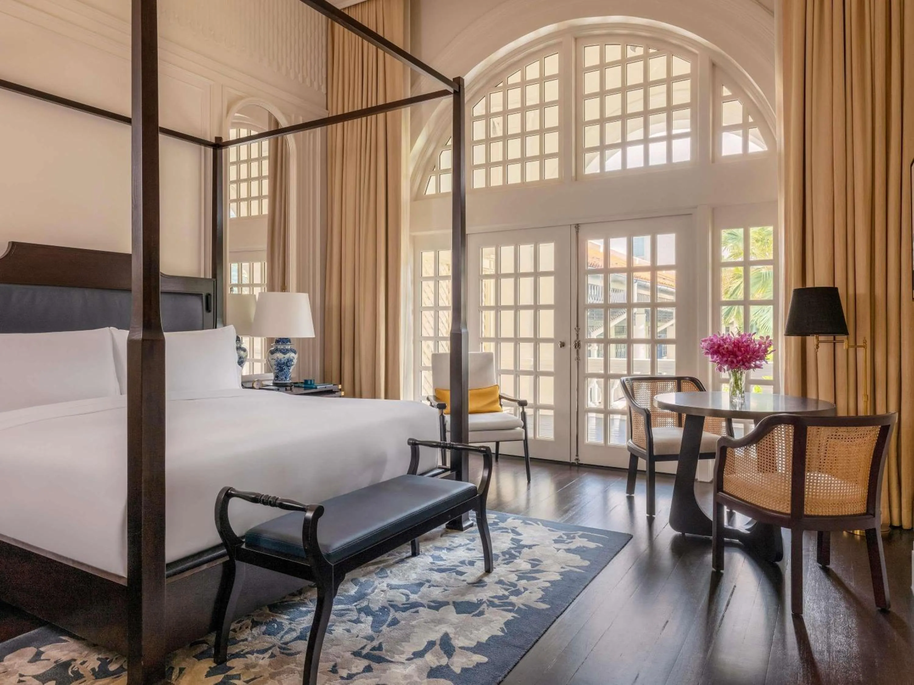 Bedroom, Bed in Raffles Singapore