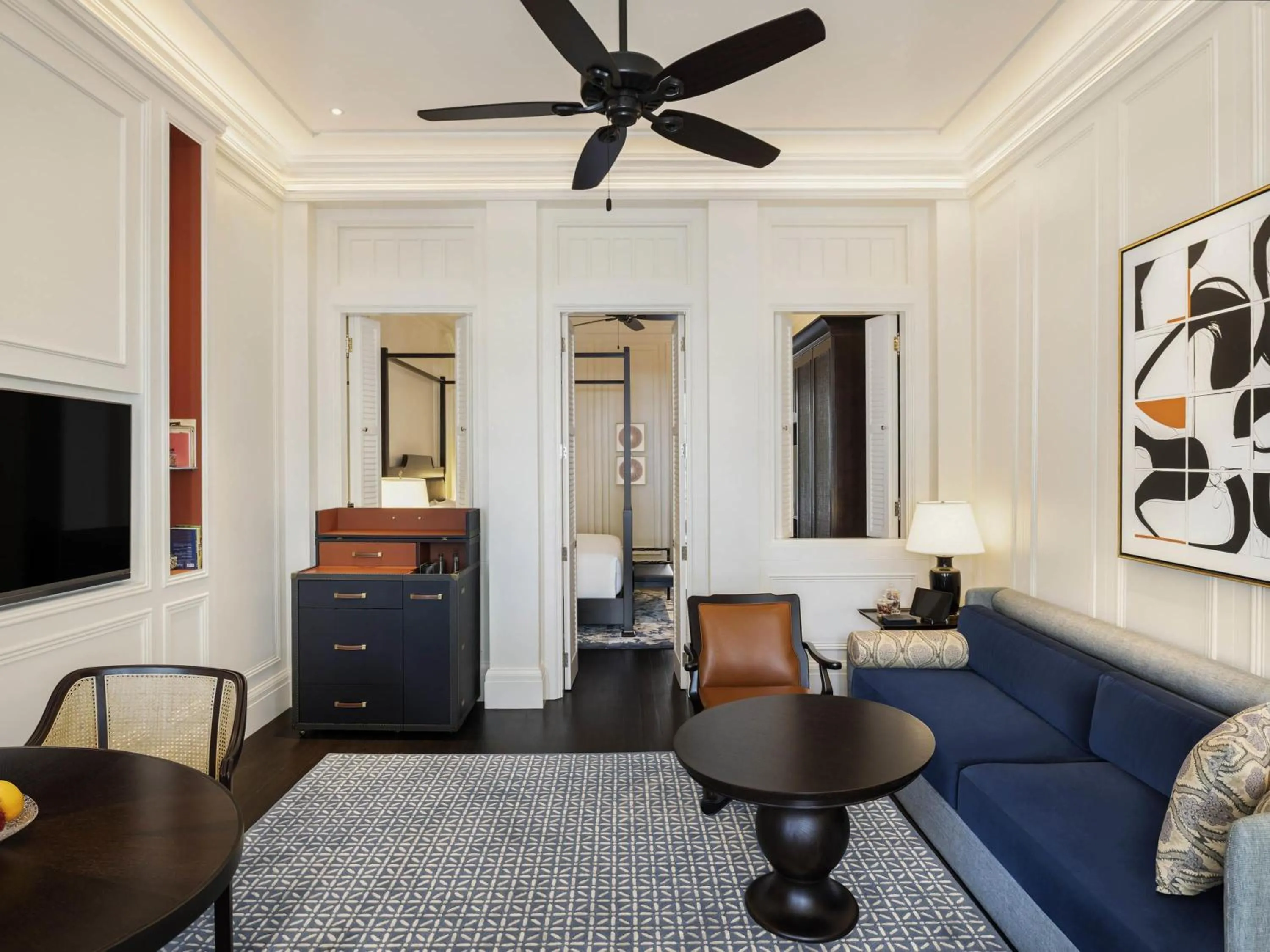 Business facilities in Raffles Singapore